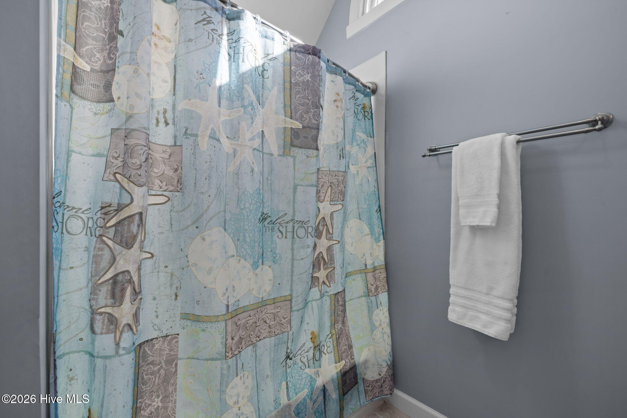 100551072 | Photo 45