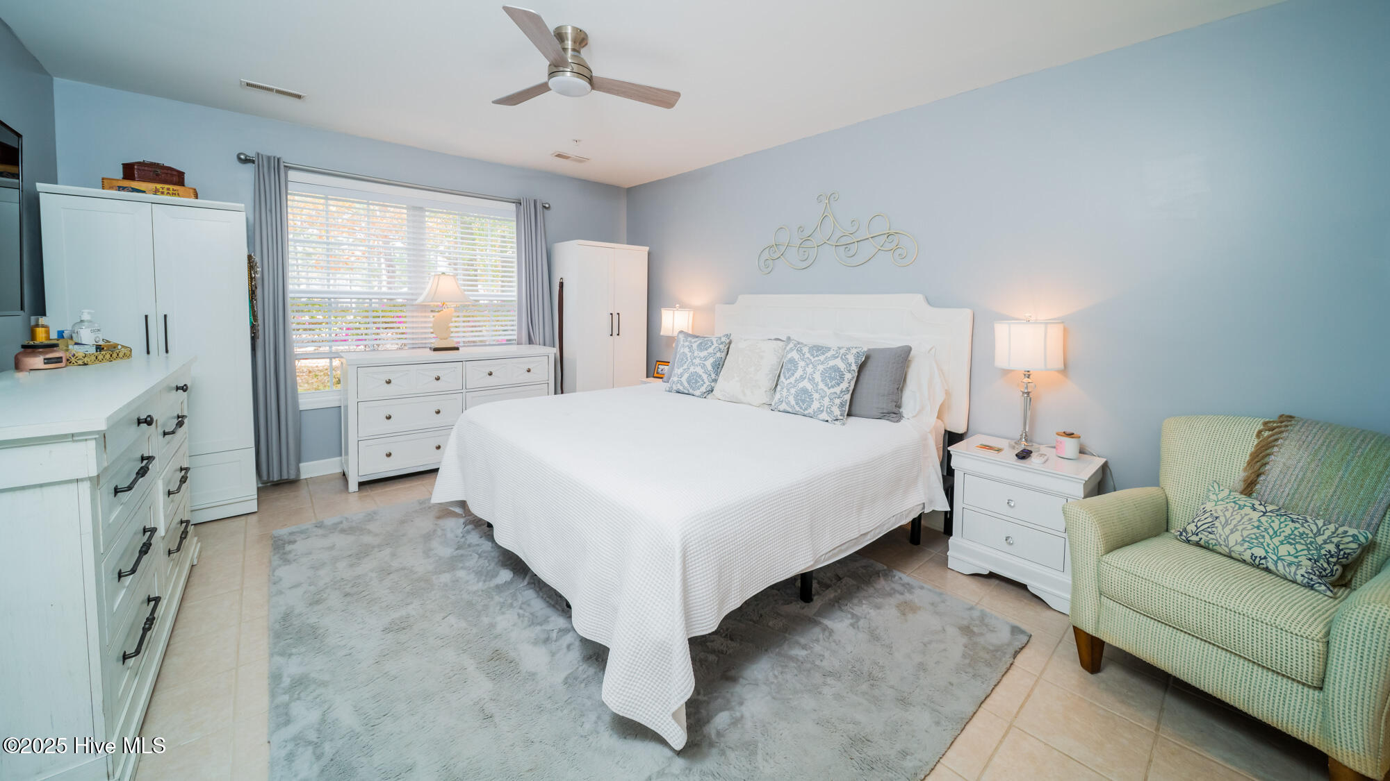 100543233 | Photo 17