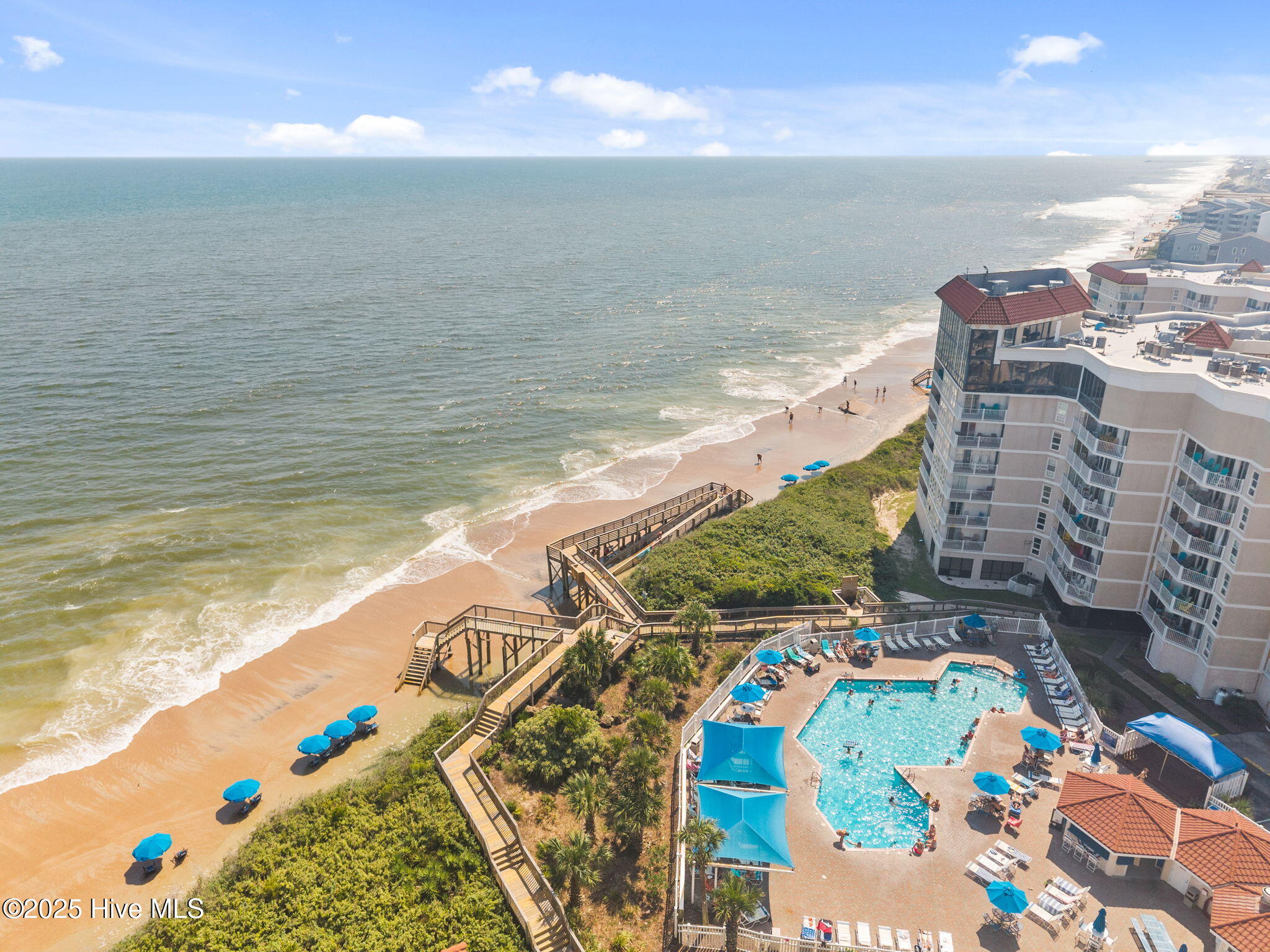 100528908 | Photo 45