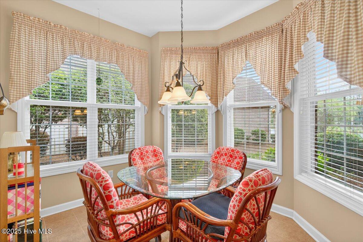 100539868 | Photo 16