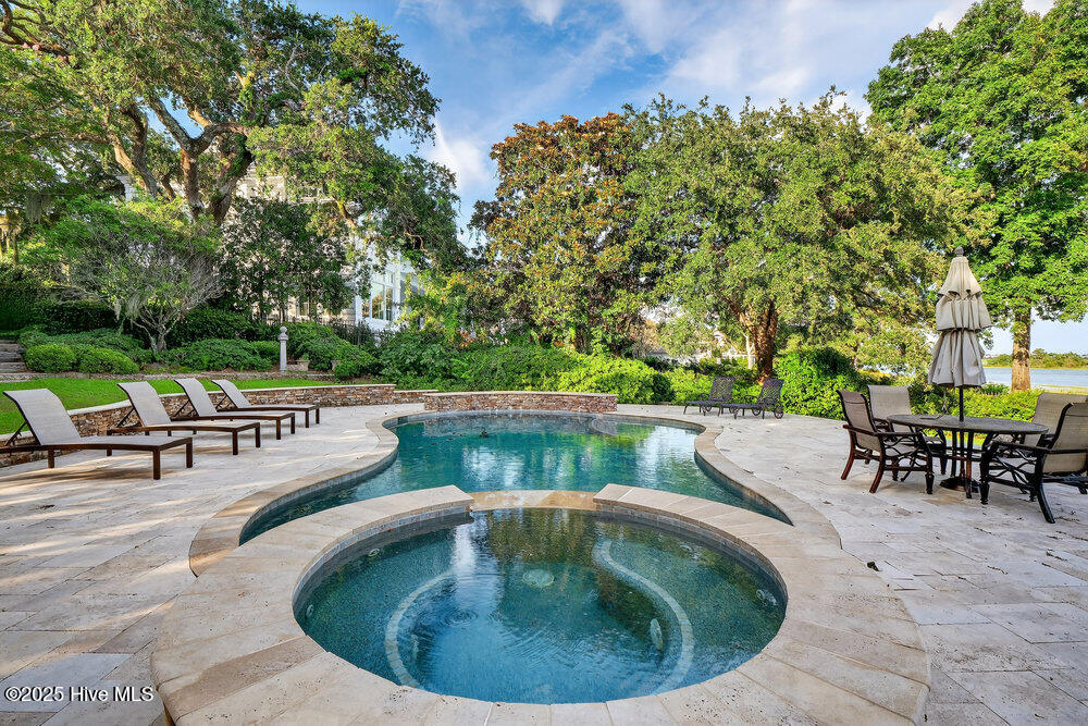 100544850 | Photo 20