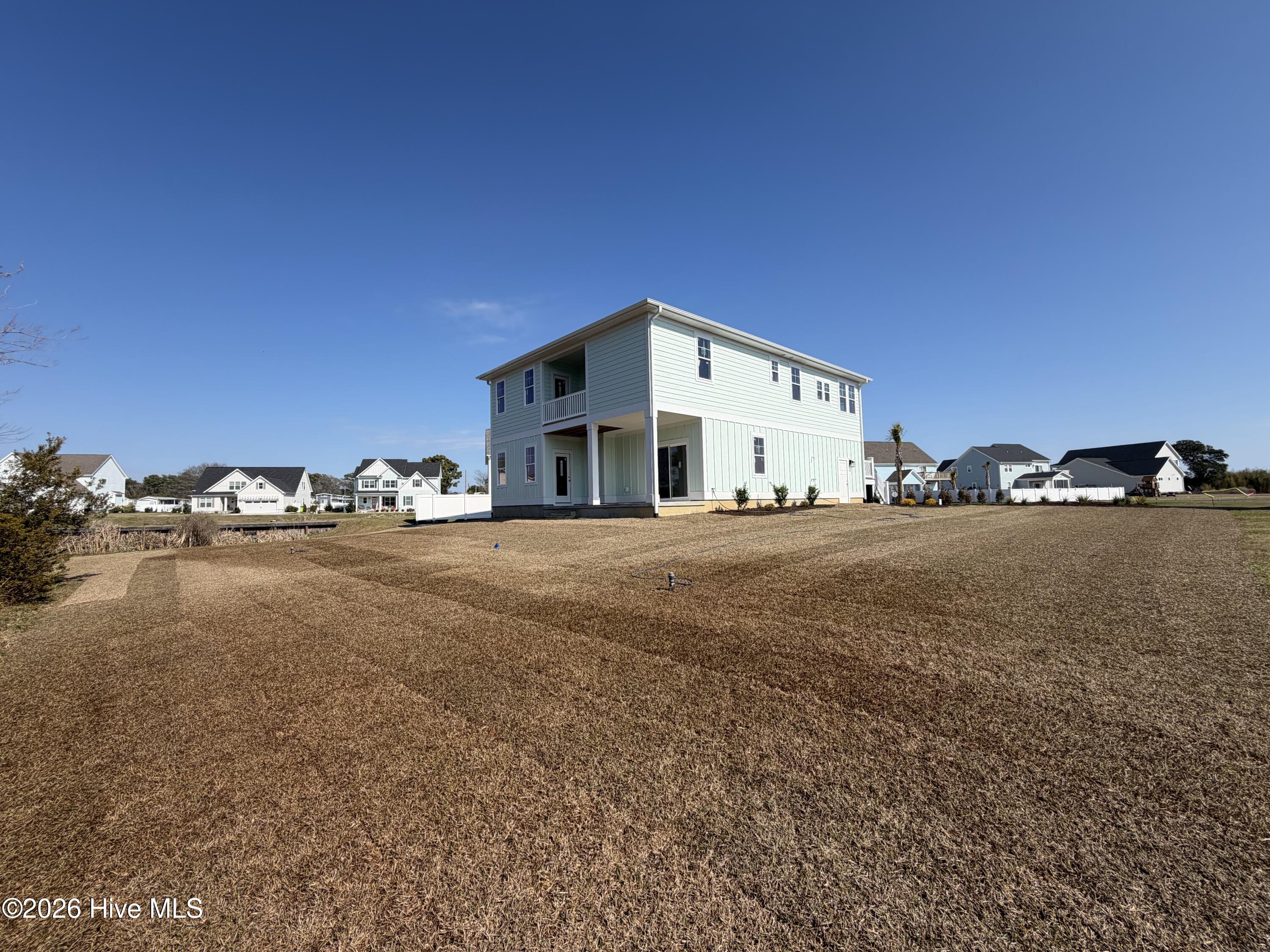 100559607 | Photo 11