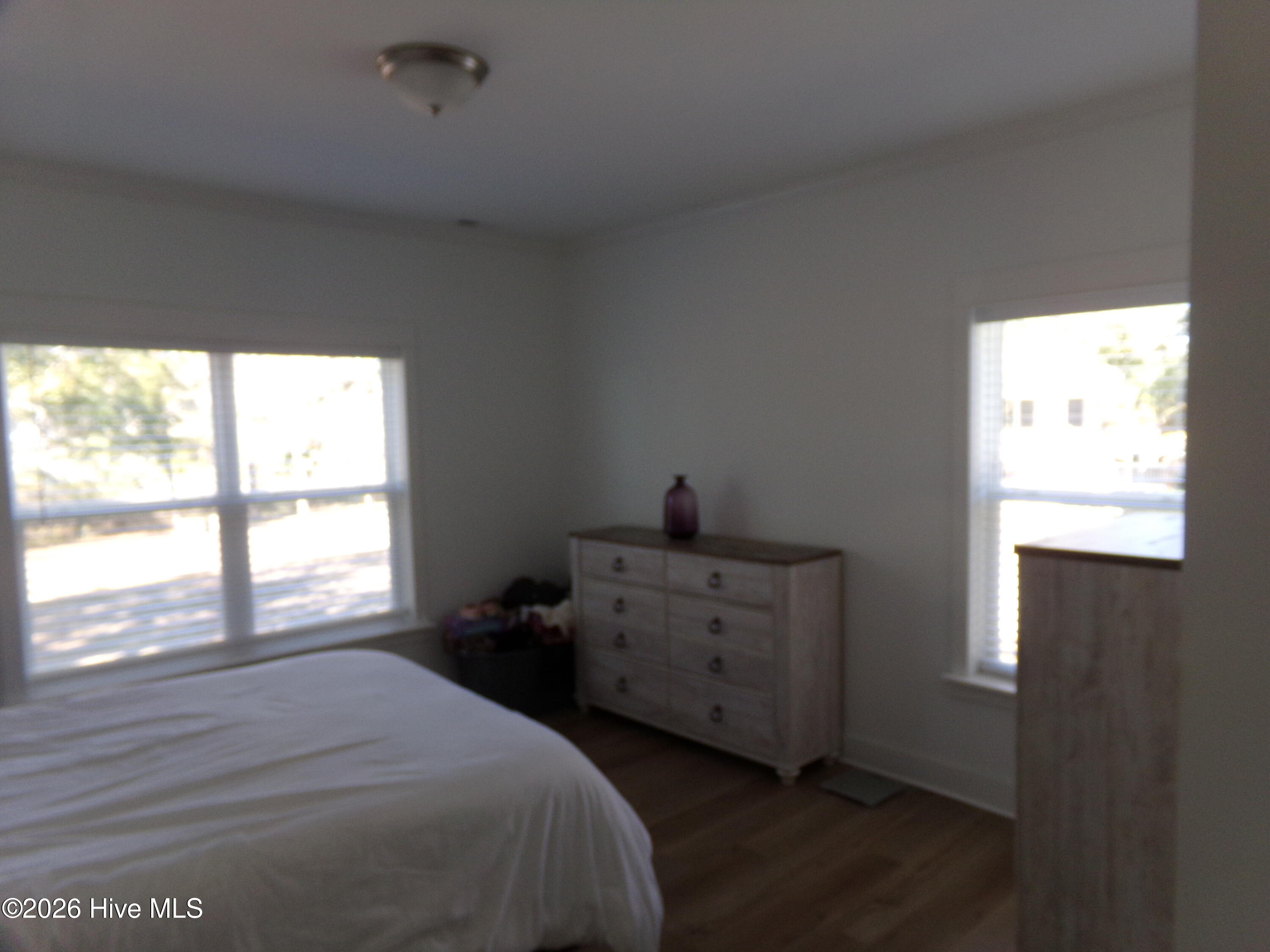 100547282 | Photo 26