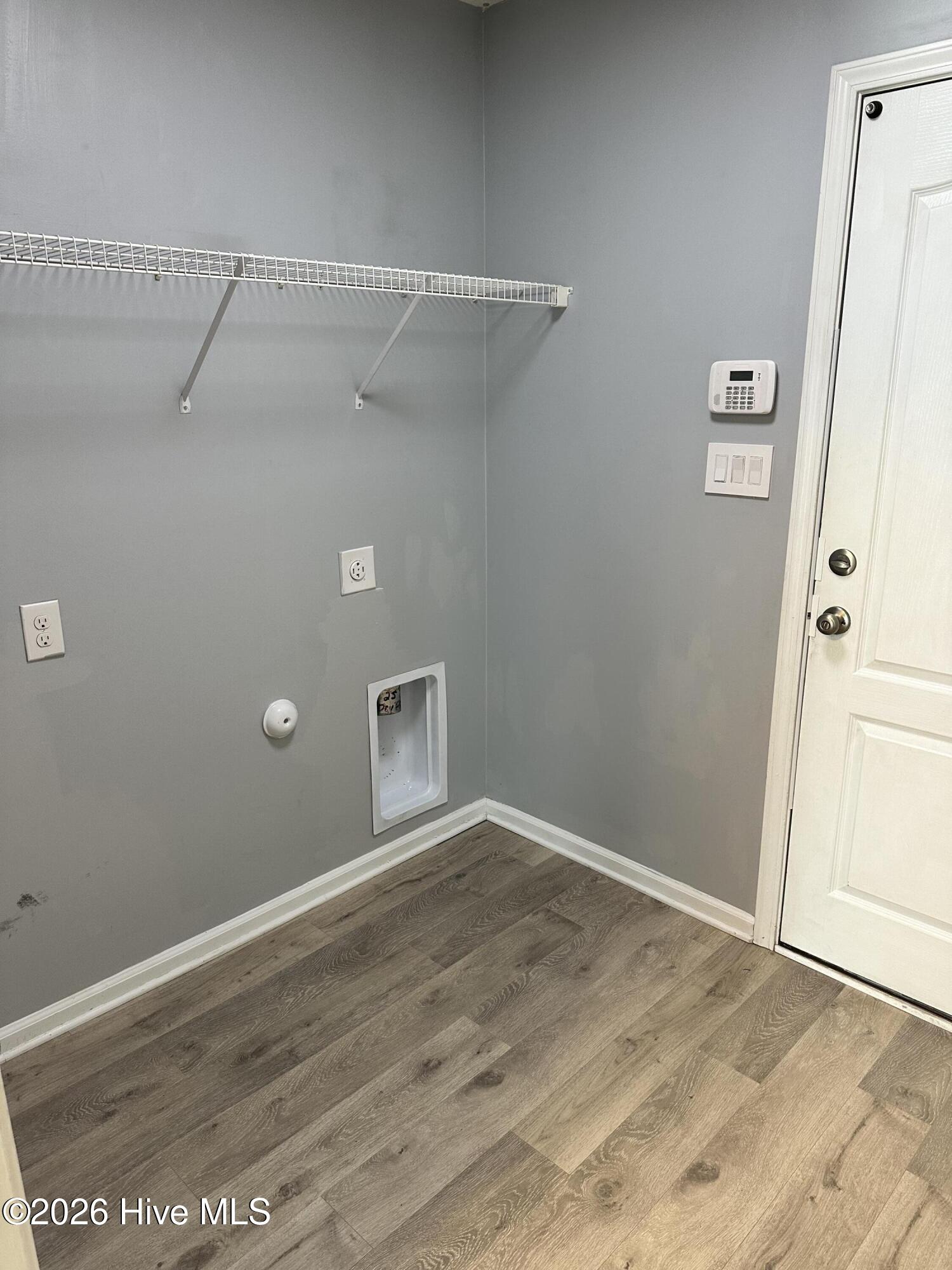 100561709 | Photo 28