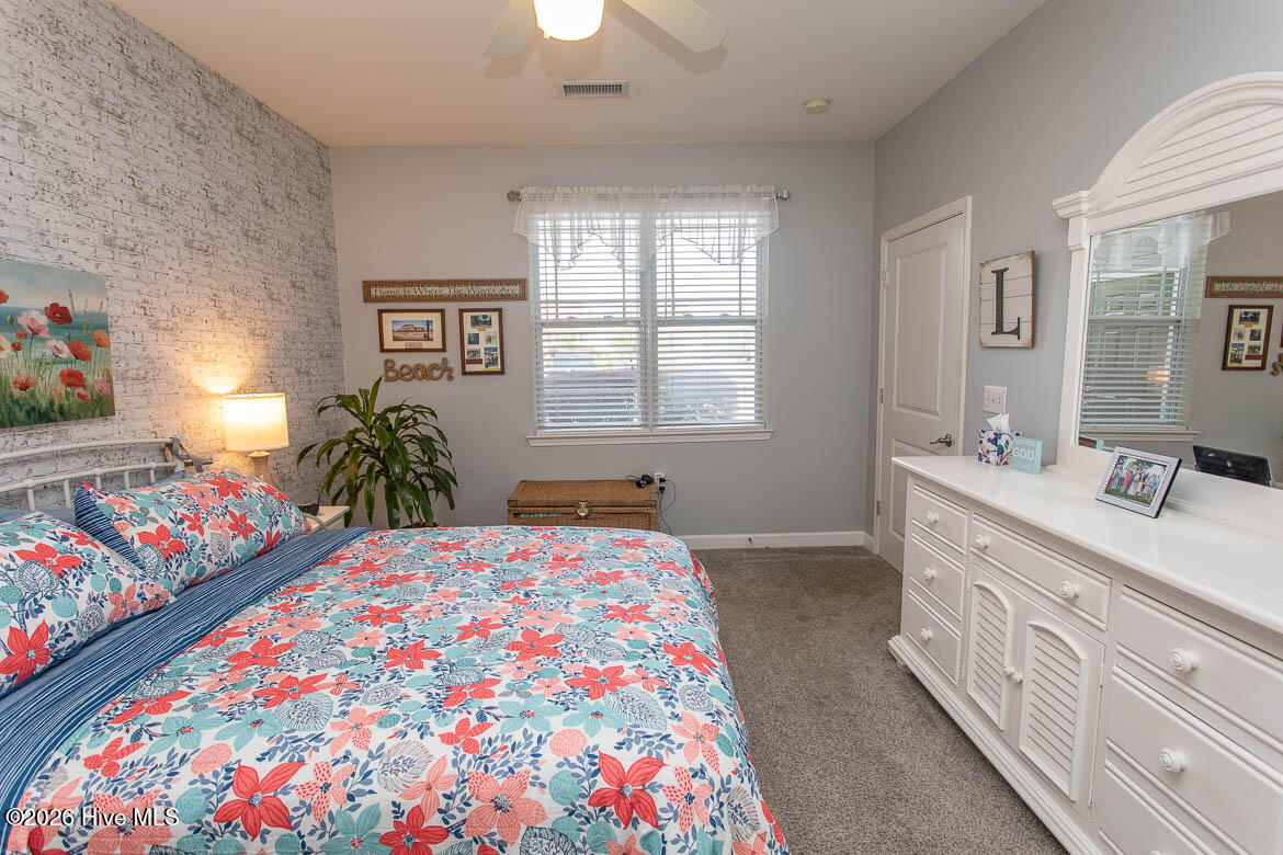 100496109 | Photo 18