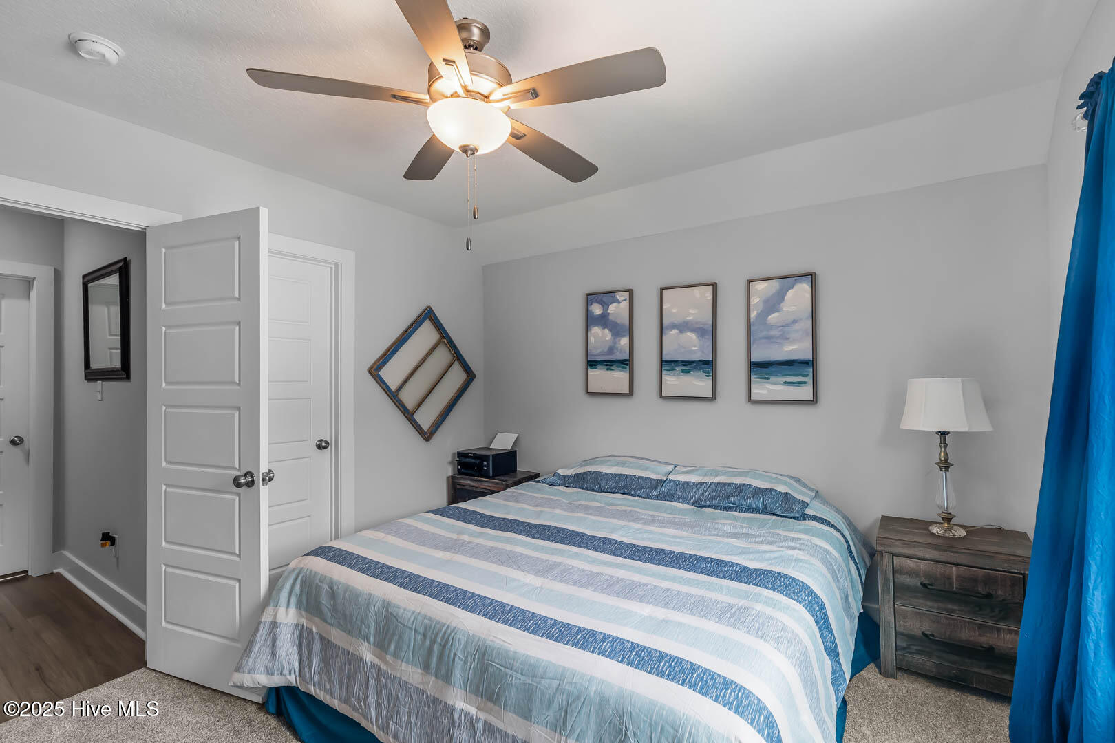 100544097 | Photo 55