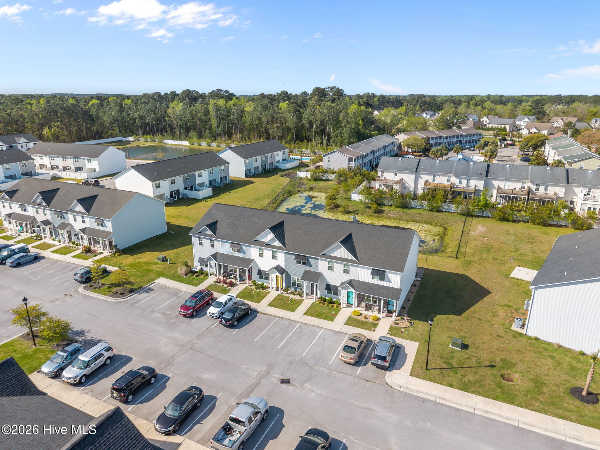 100566245 | Photo 30