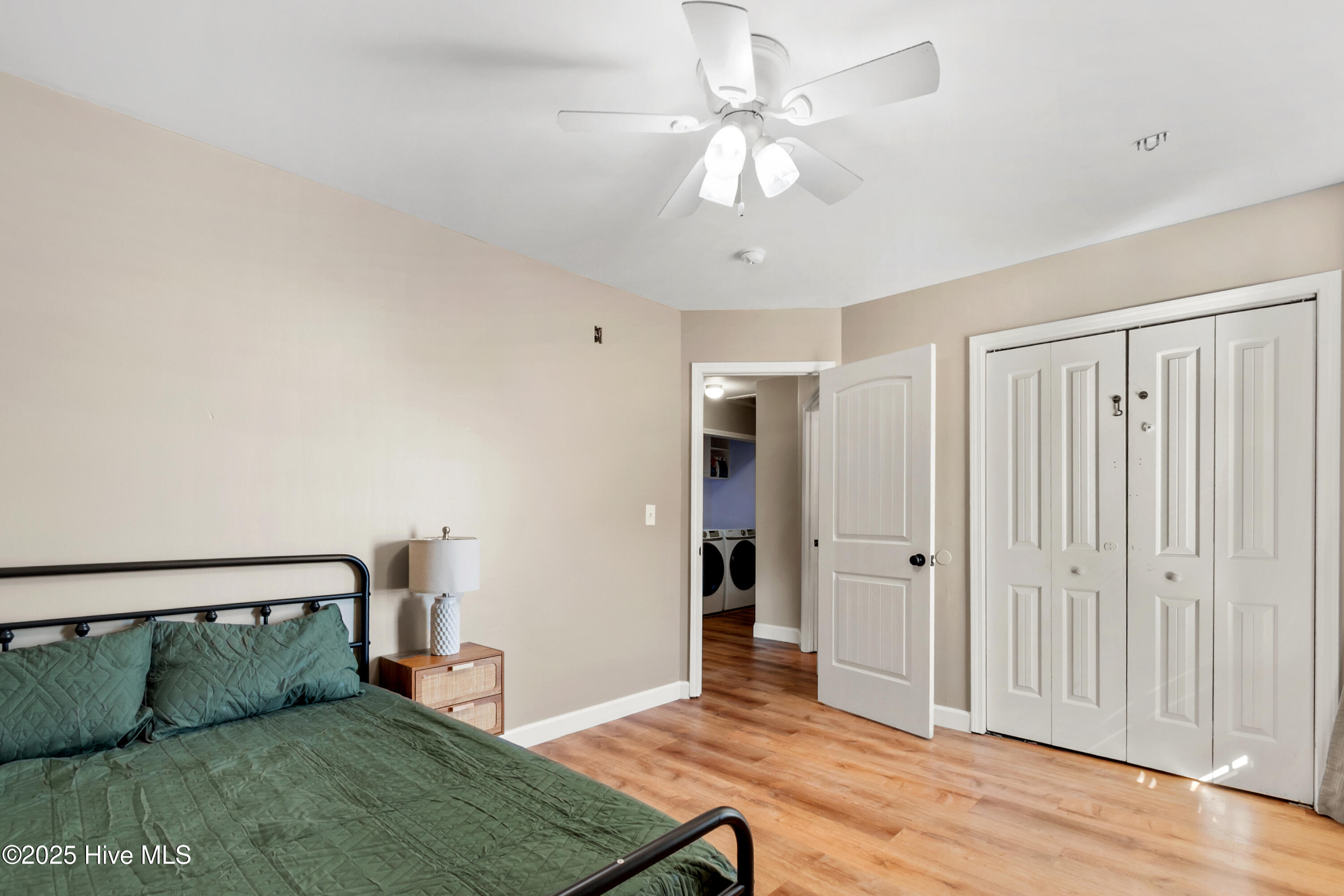 100542799 | Photo 20