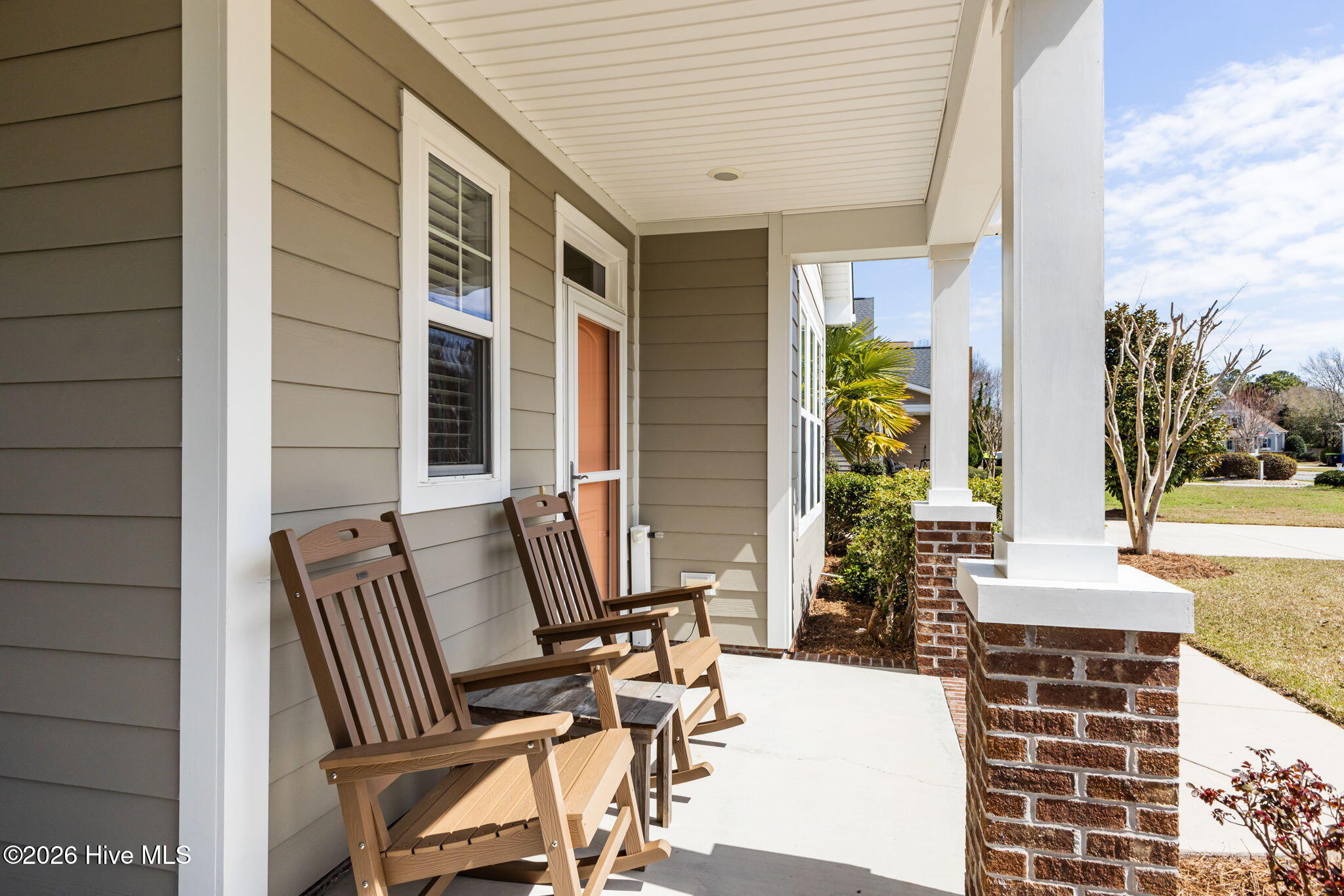 100560213 | Photo 42