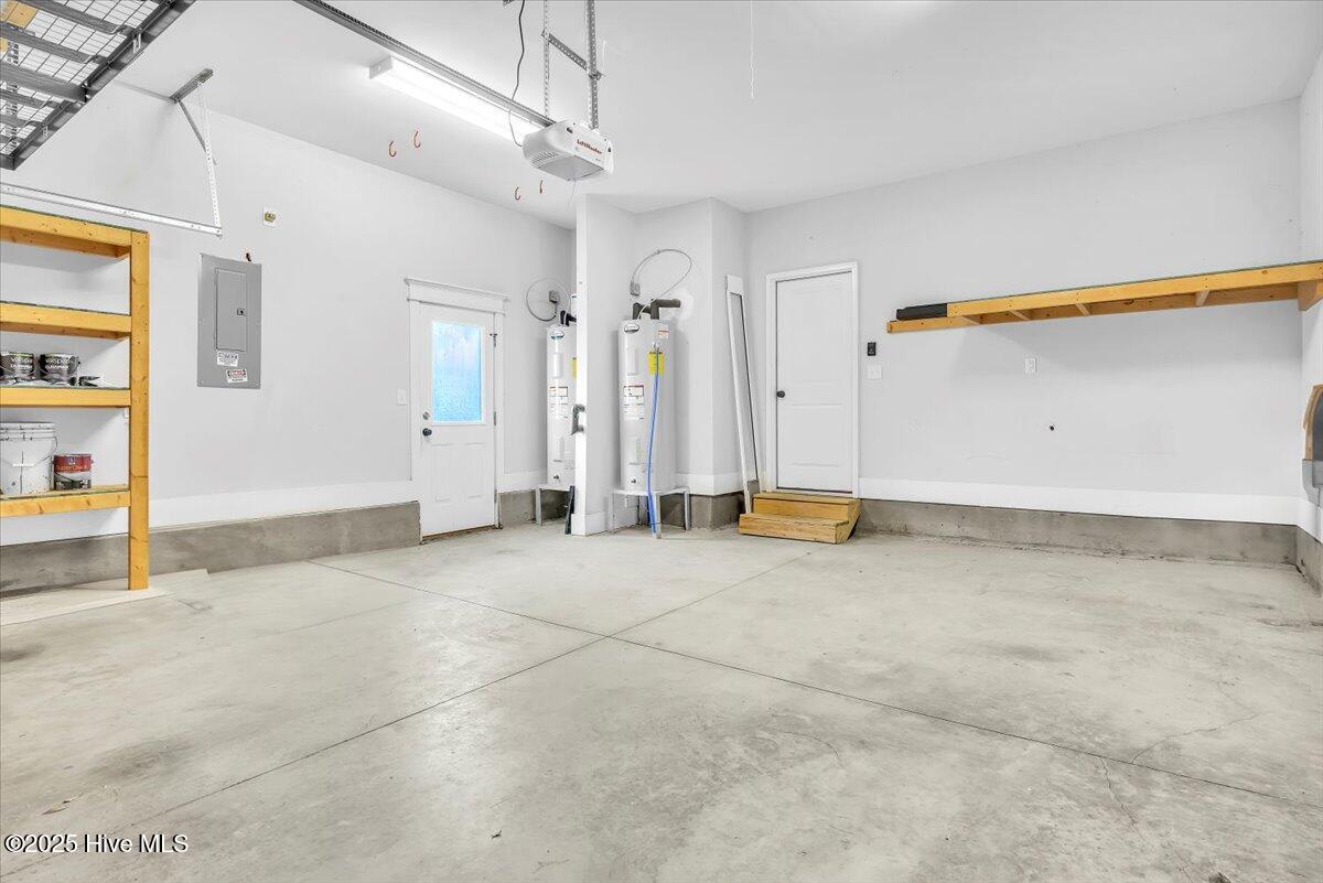 100523445 | Photo 55