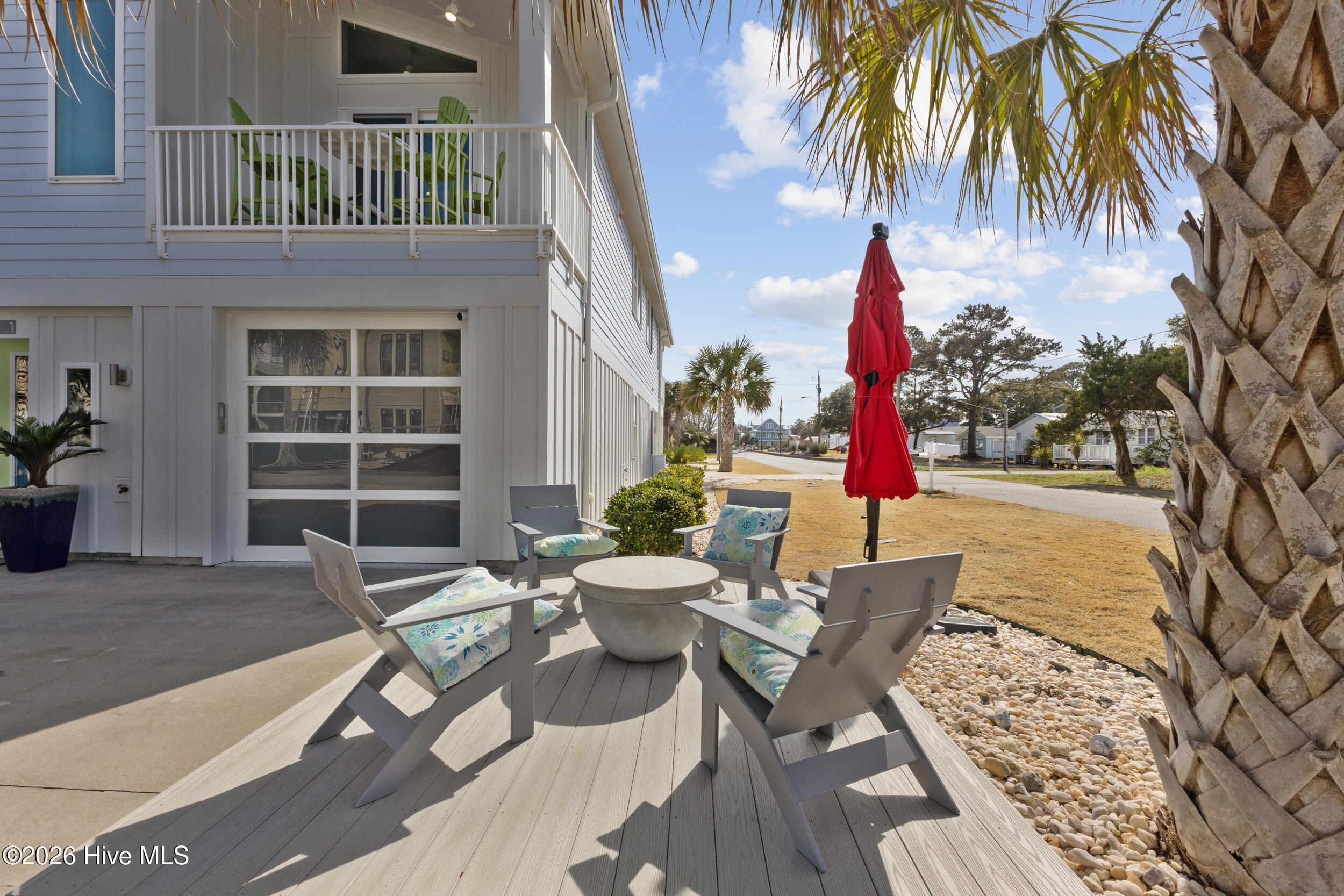 100558032 | Photo 44