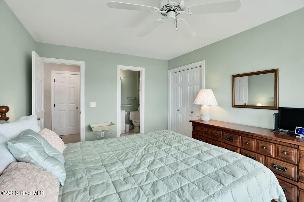 100563710 | Photo 39