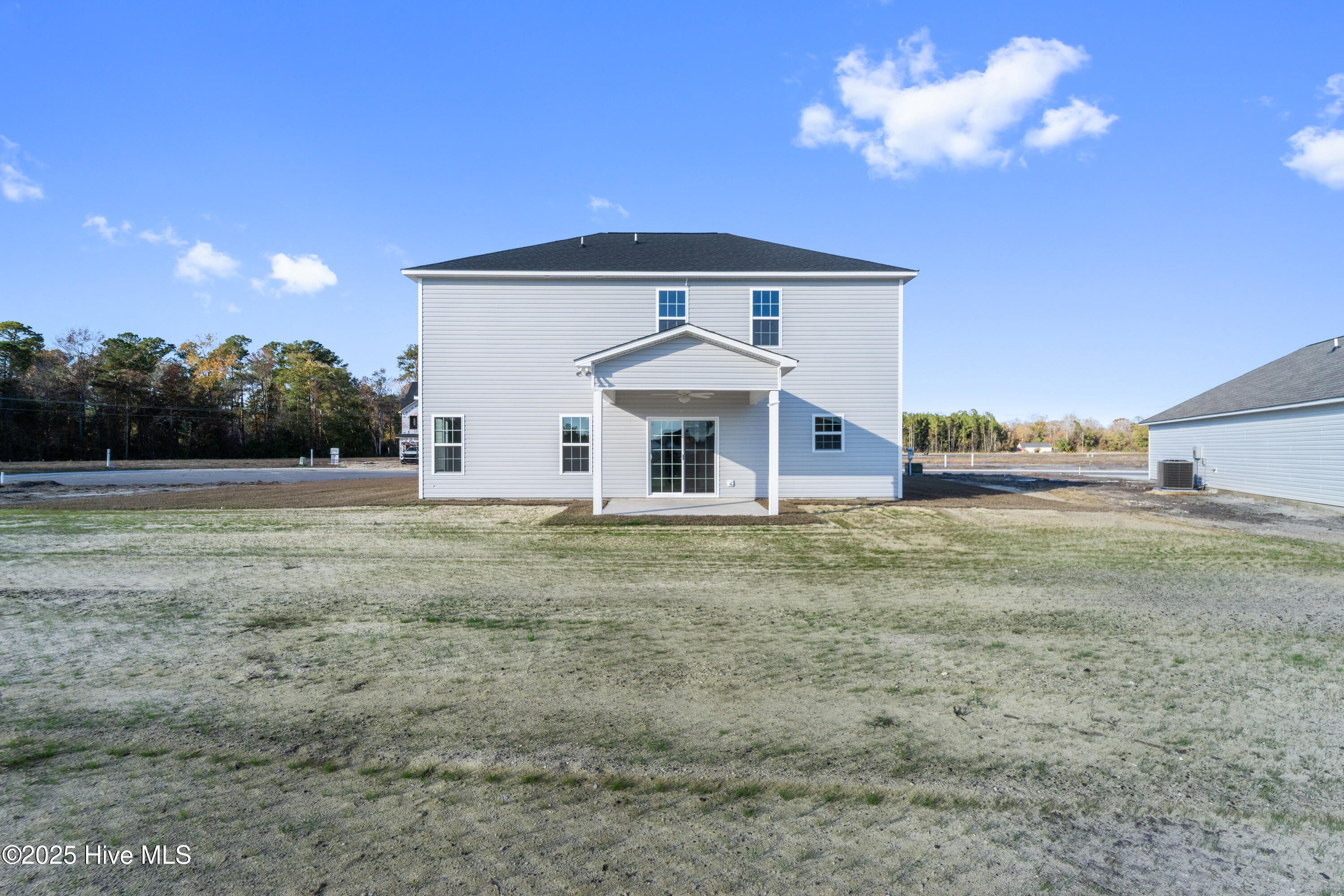 100507154 | Photo 32