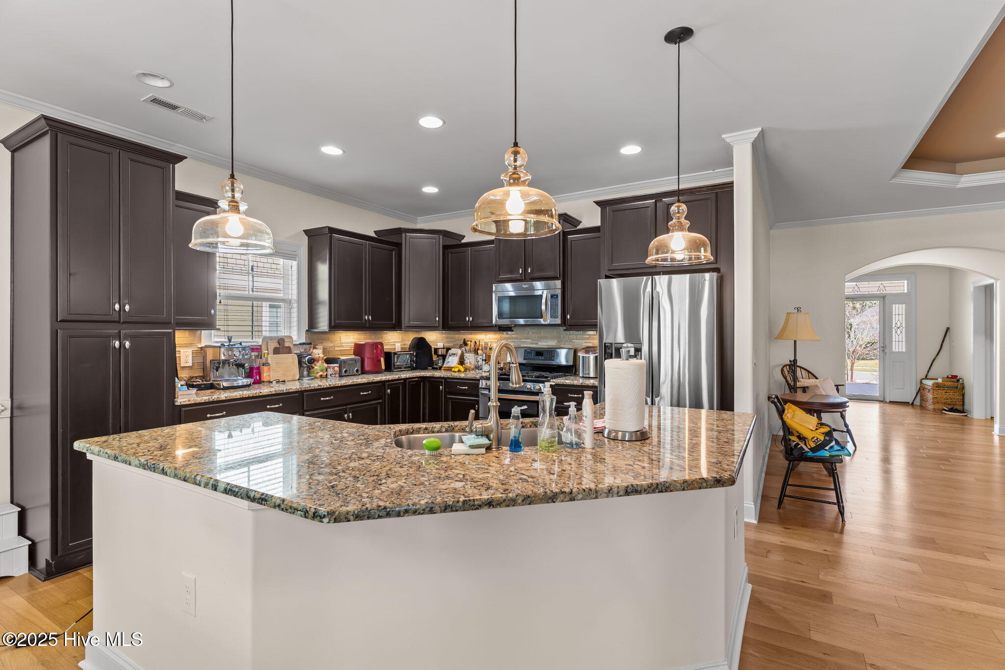 100538219 | Photo 10