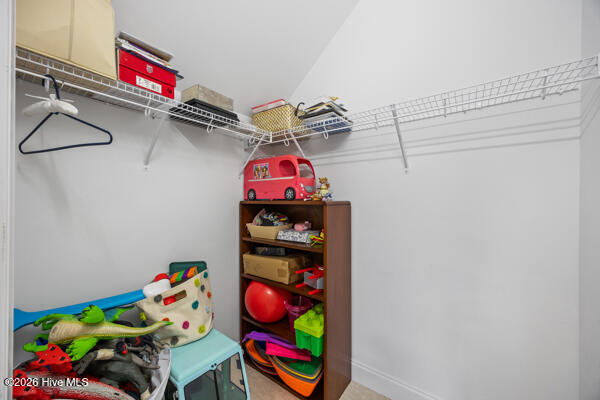 100554590 | Photo 45