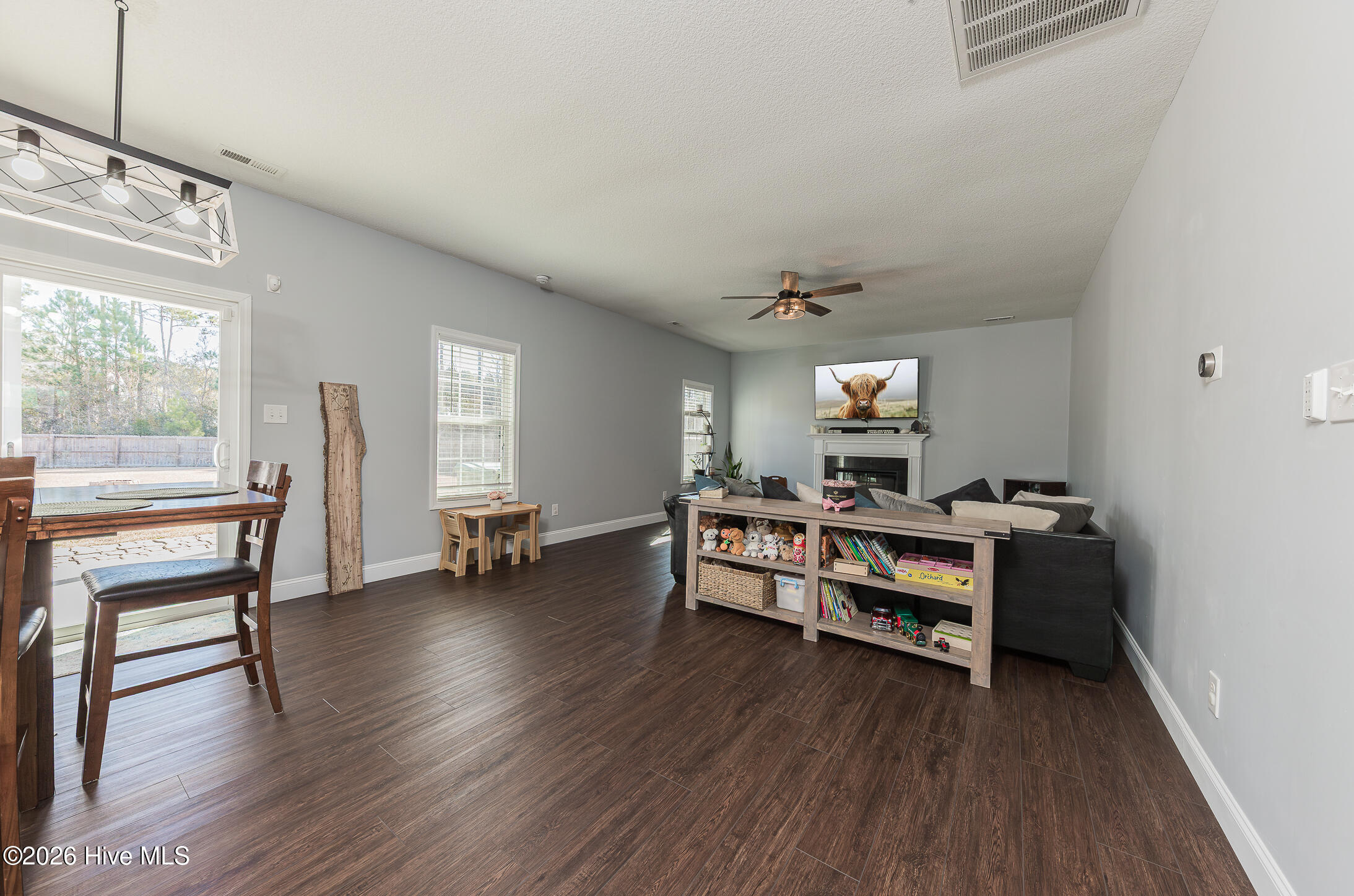 100554751 | Photo 11