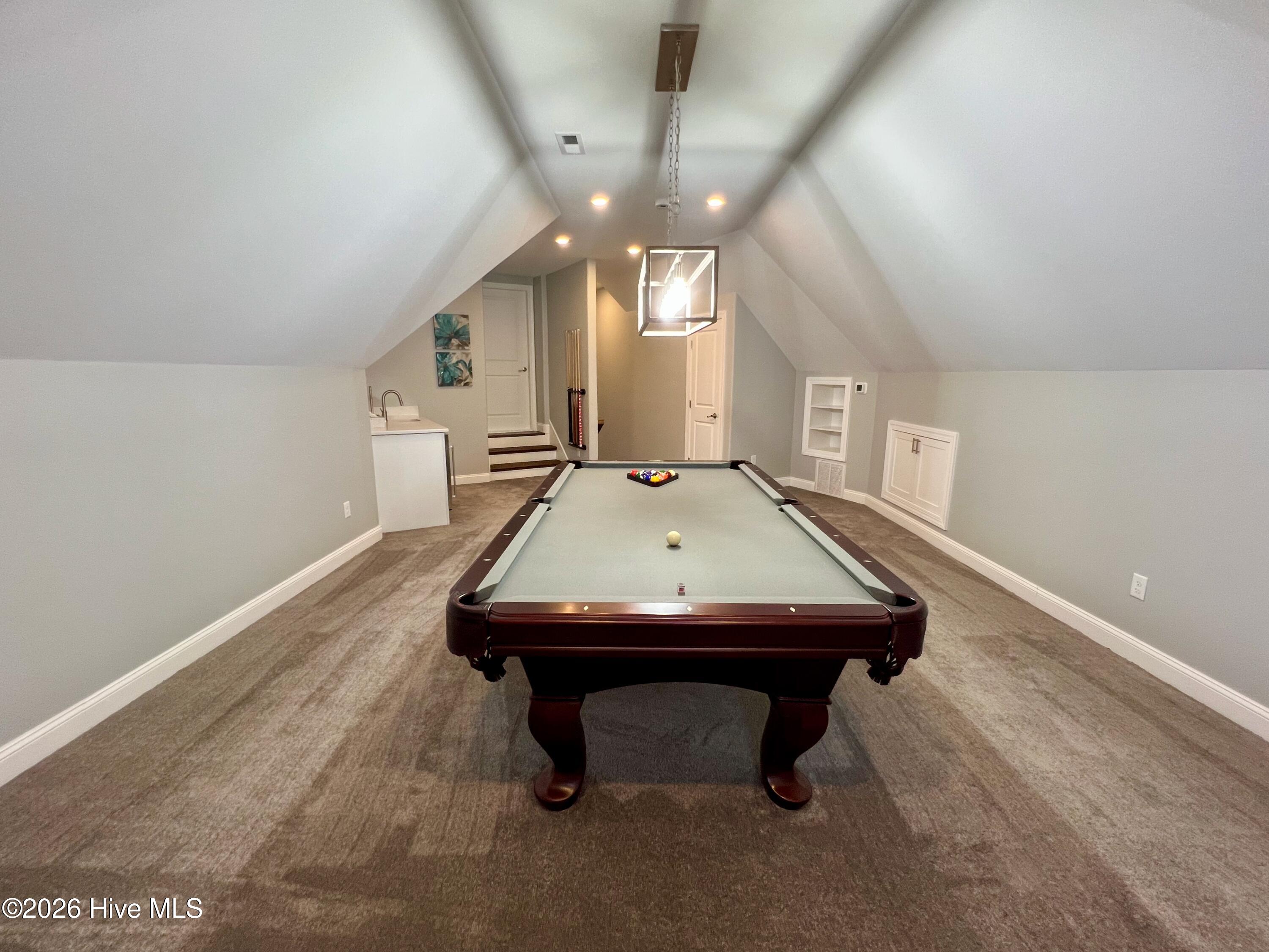 100549571 | Photo 60