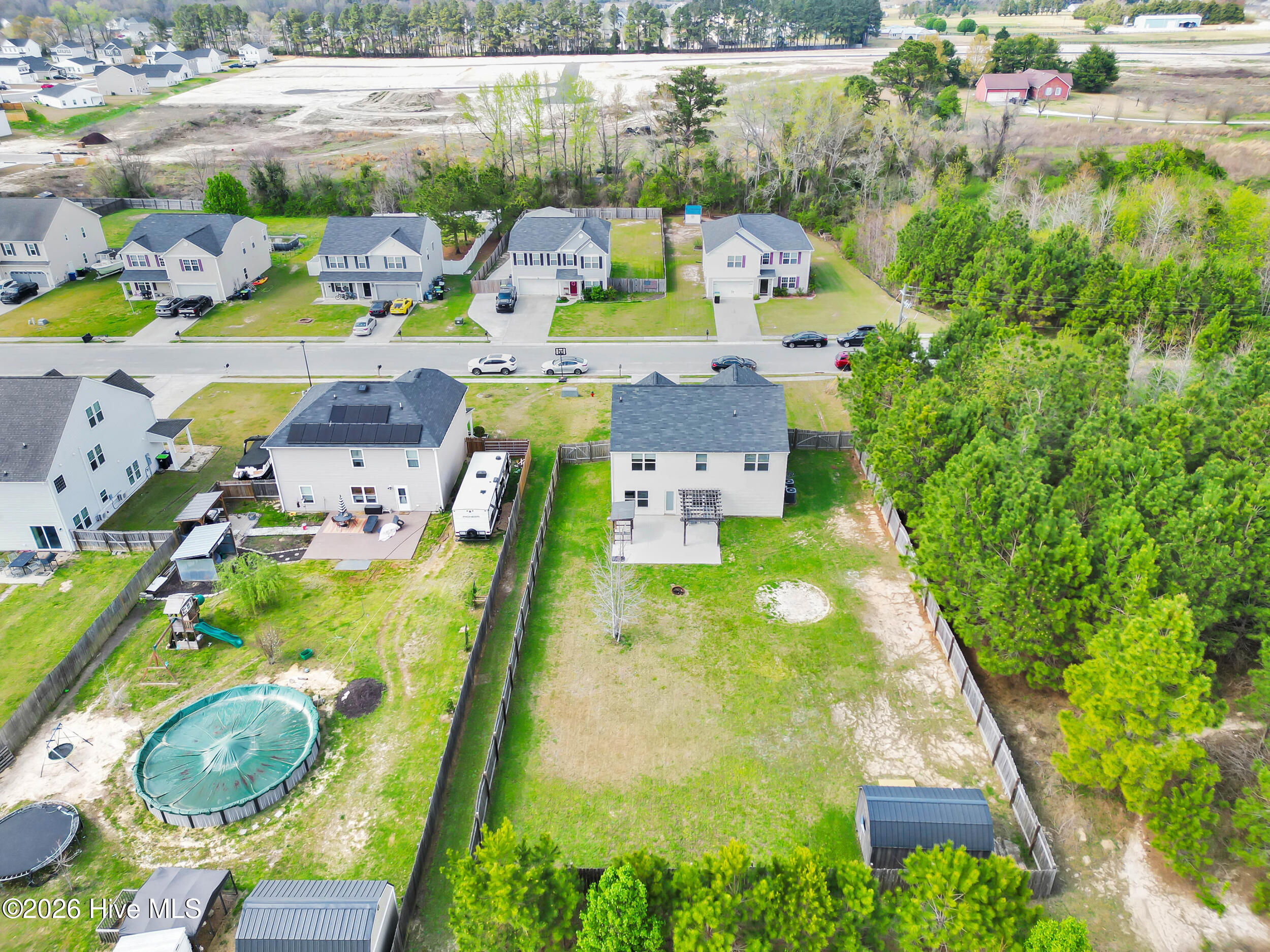 100561296 | Photo 40