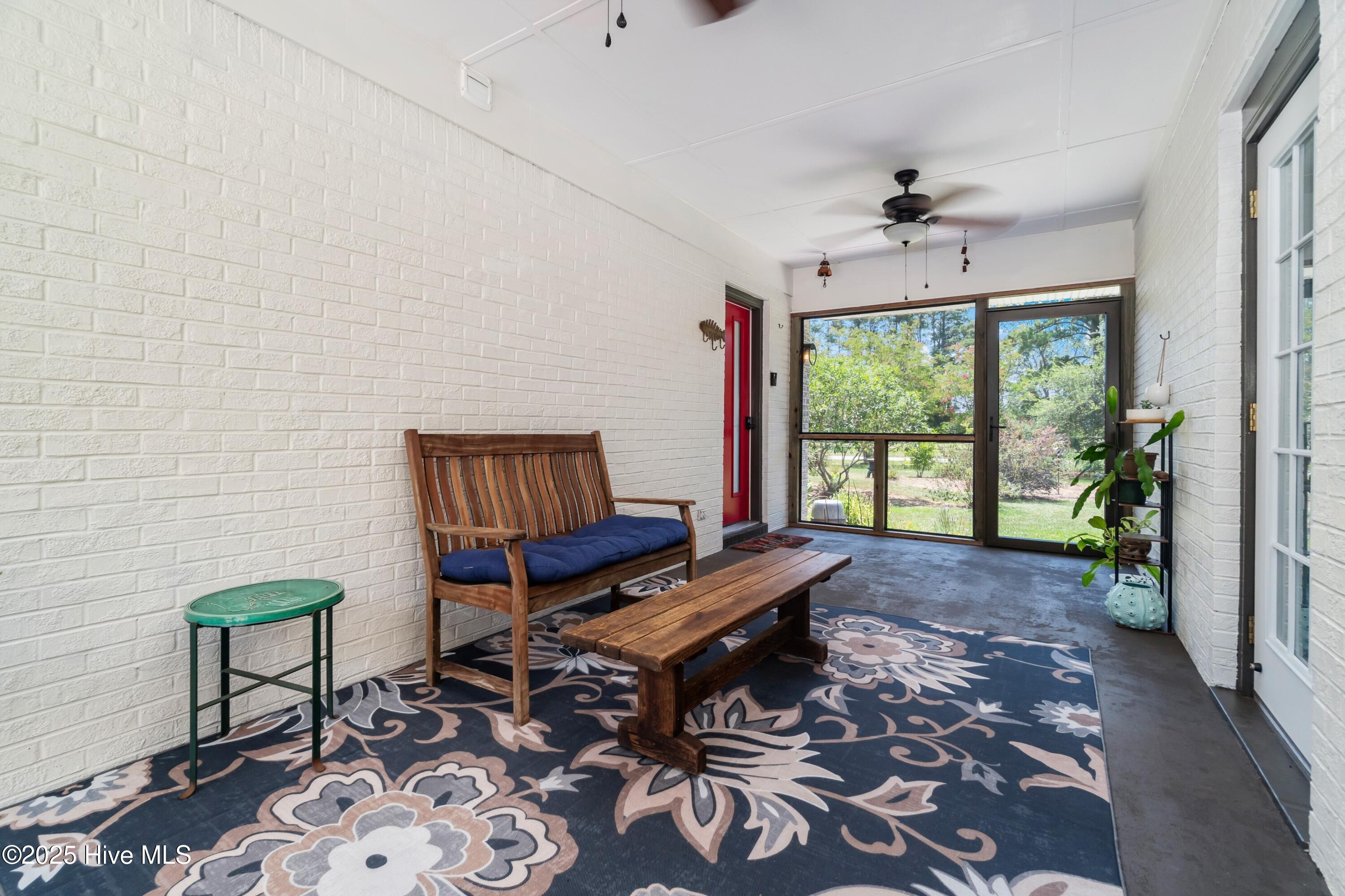 Homes for sale in Oriental, NC | 400 Ragan Rd, Oriental, NC 28571 | MLS# 100520777