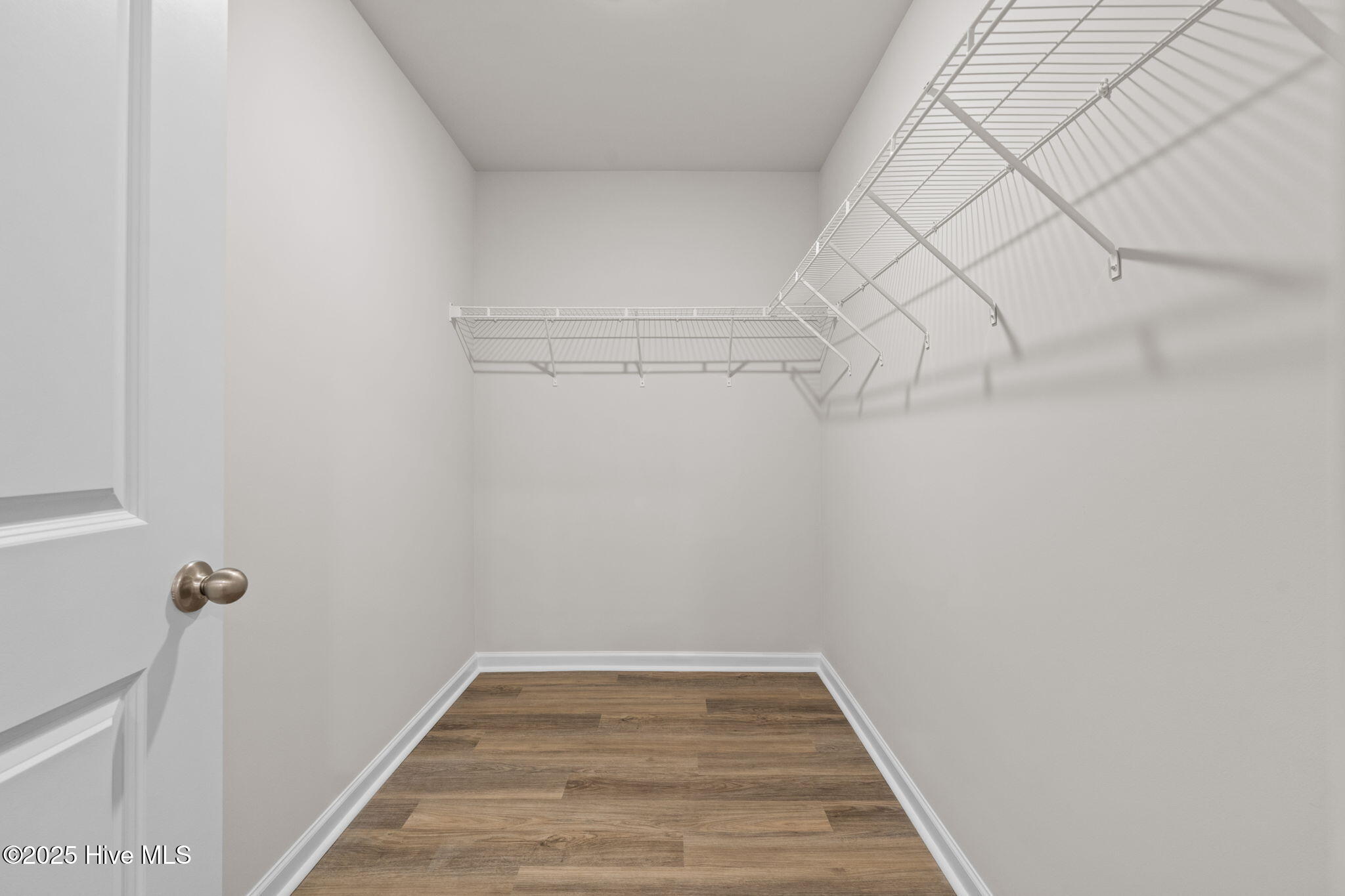 100521892 | Photo 41