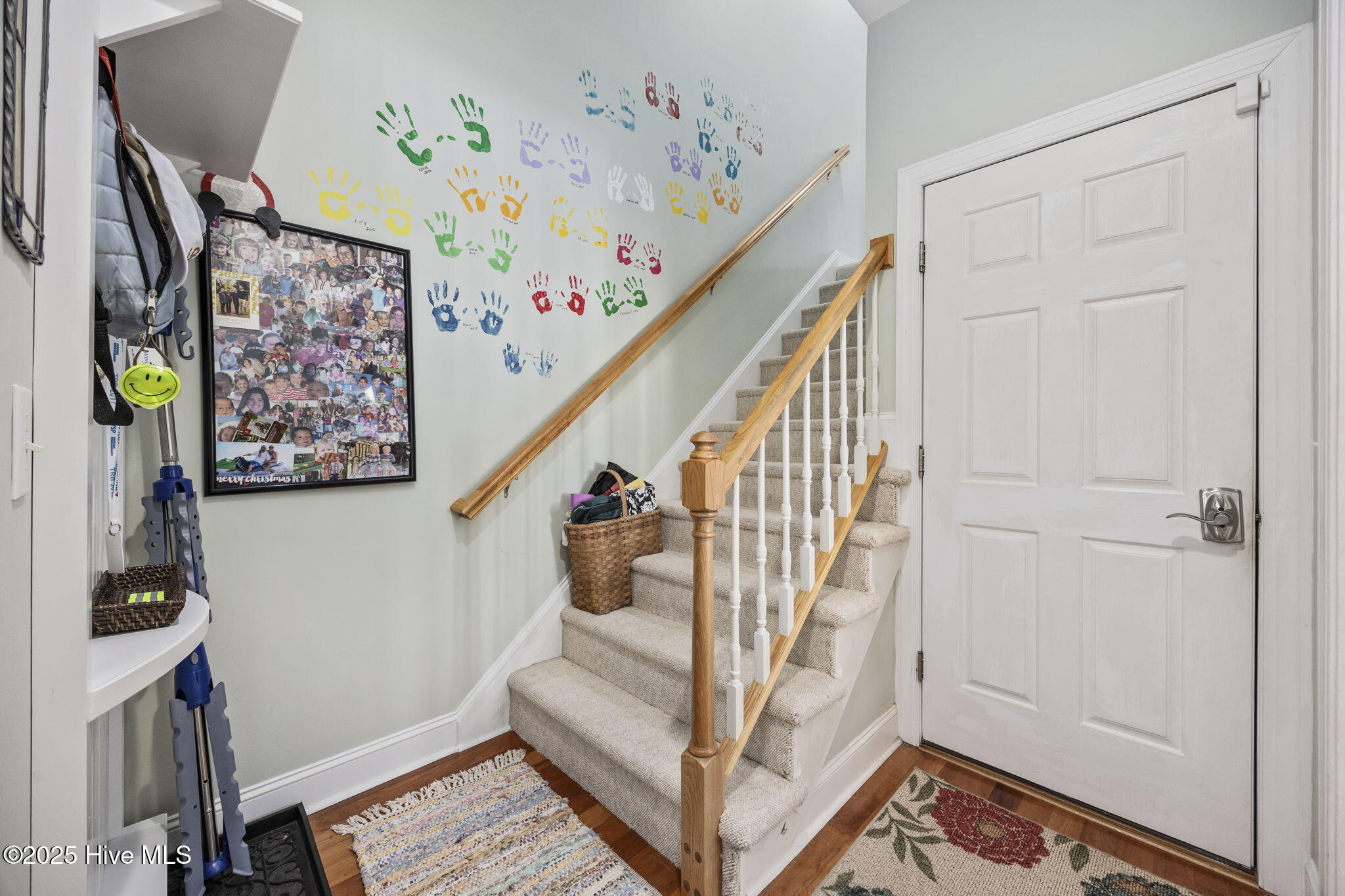 100542443 | Photo 26