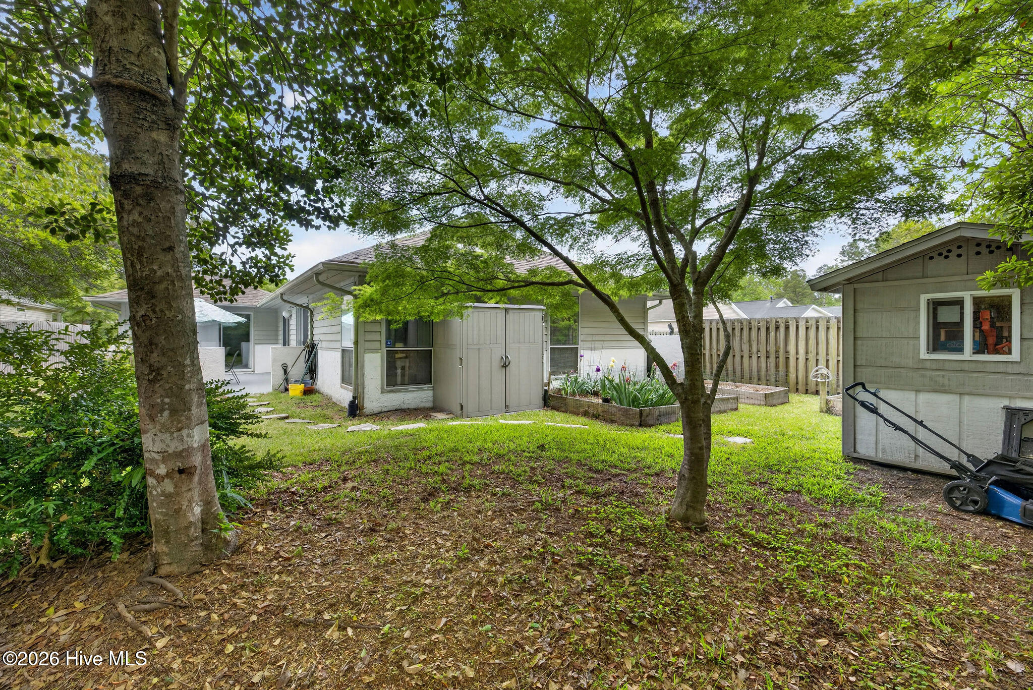 100570293 | Photo 39