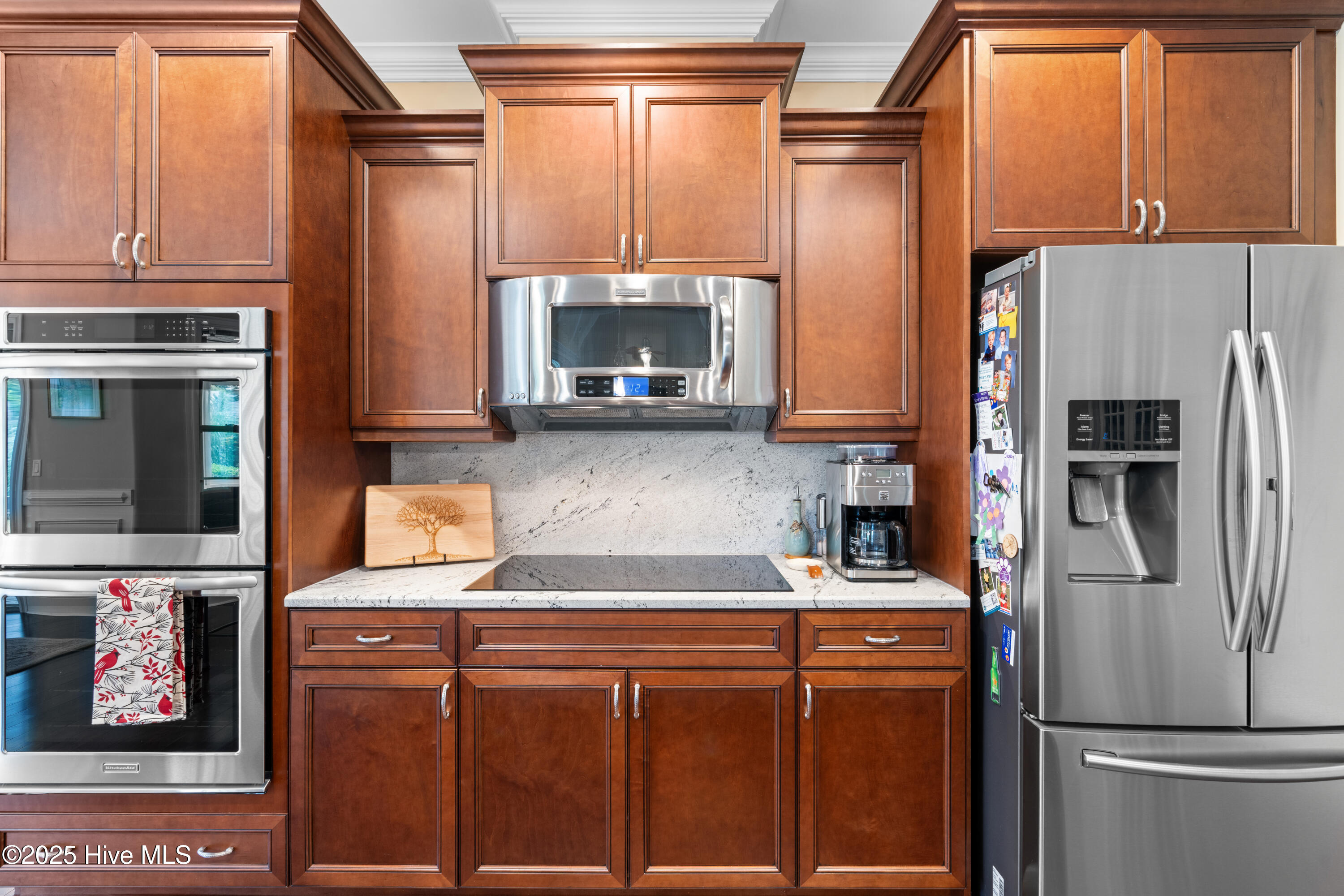 100525197 | Photo 32