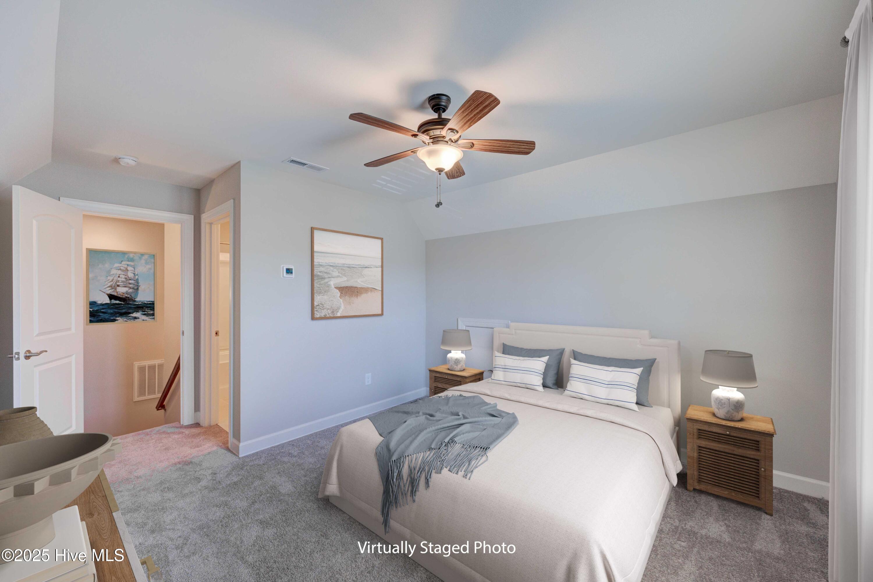 100533890 | Photo 34