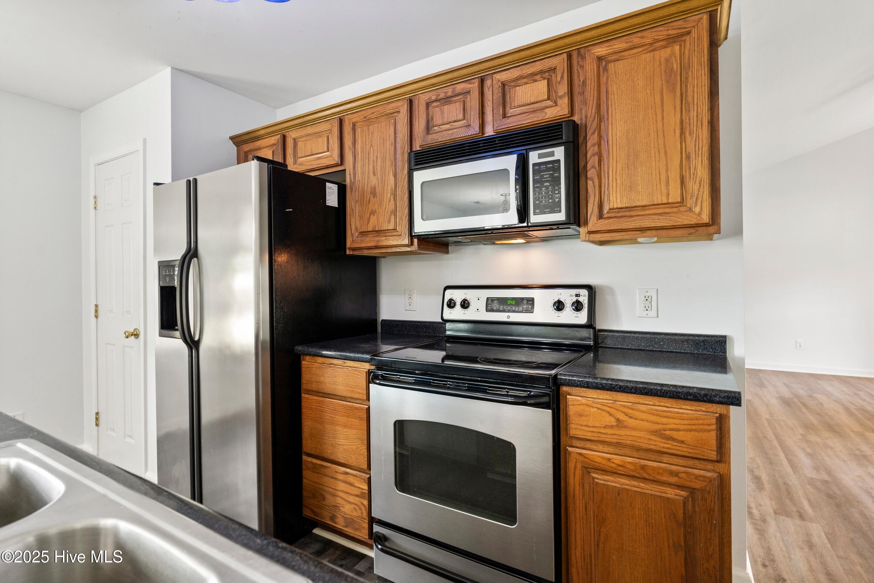 3127 Memory Lane, Castle Hayne, NC 28429 – photo 16: kitchen
