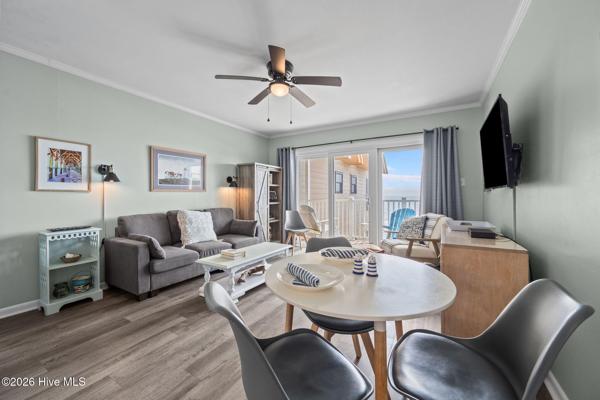 100559924 | Photo 11