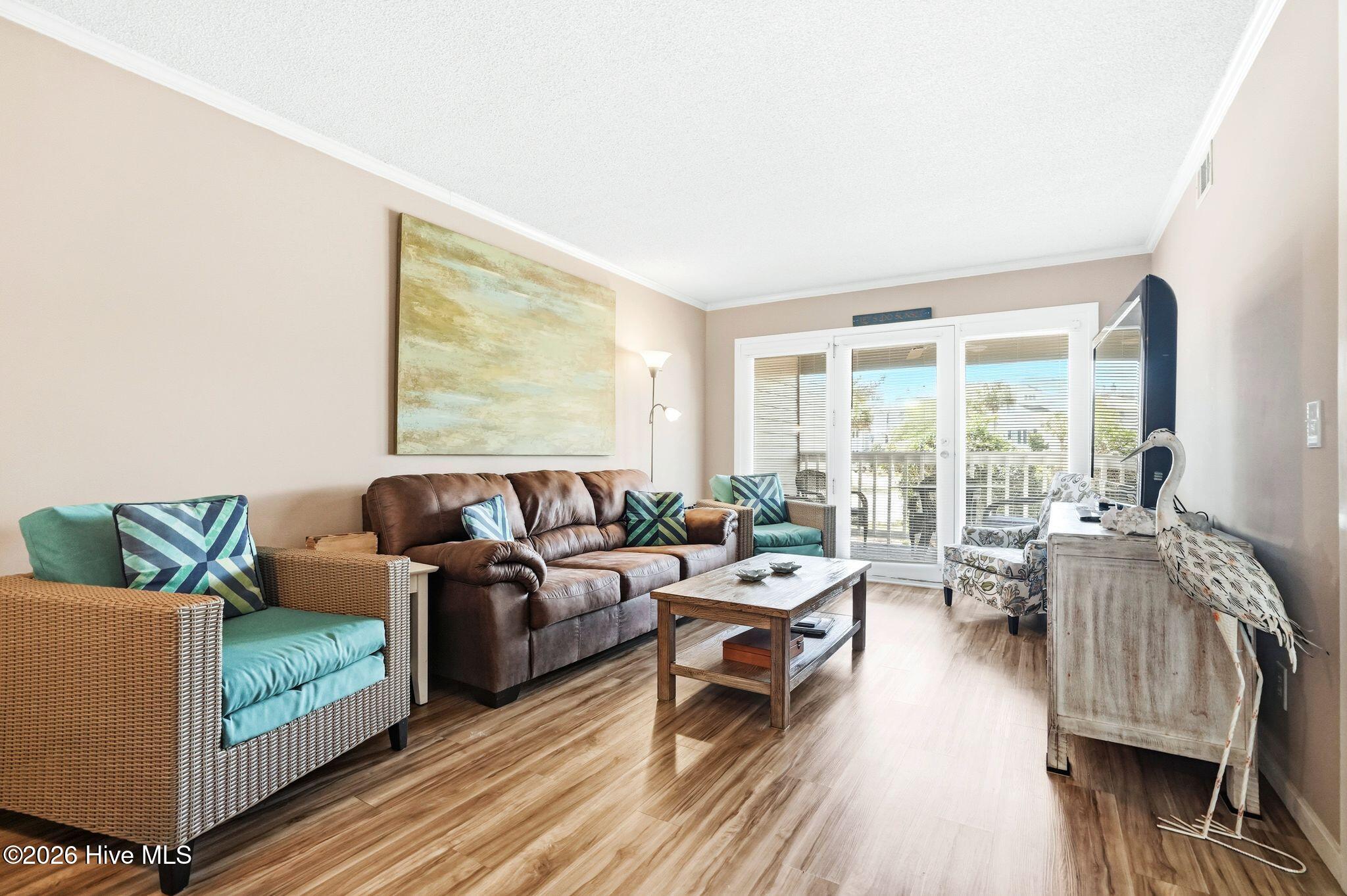 100567622 | Photo 19