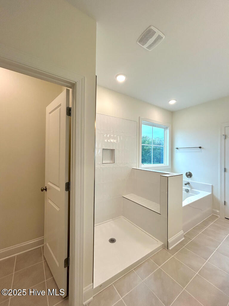 100510168 | Photo 50