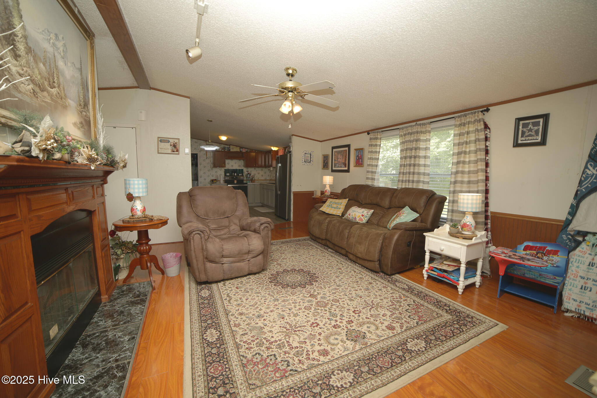 100528062 | Photo 12