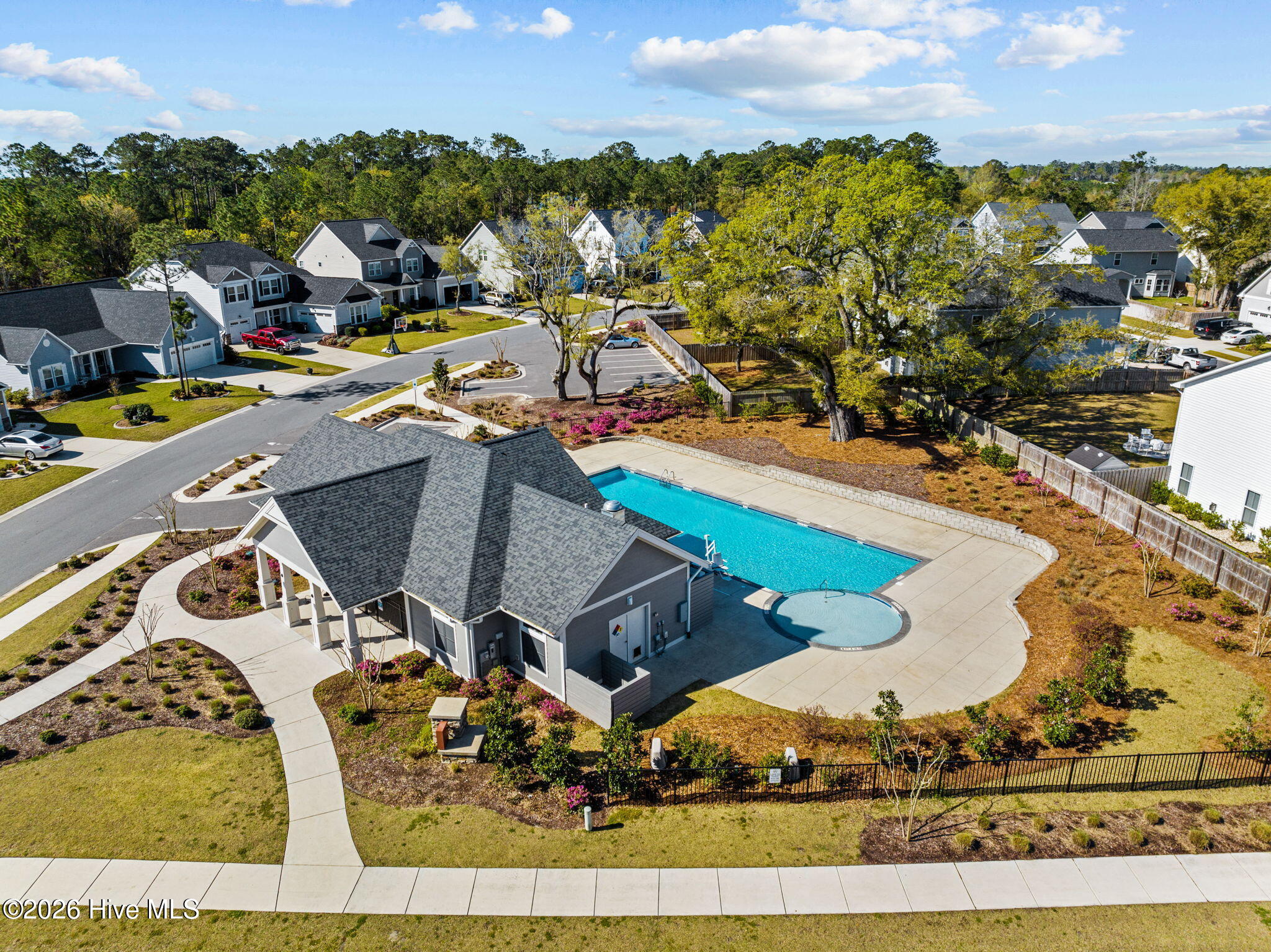 100557383 | Photo 55