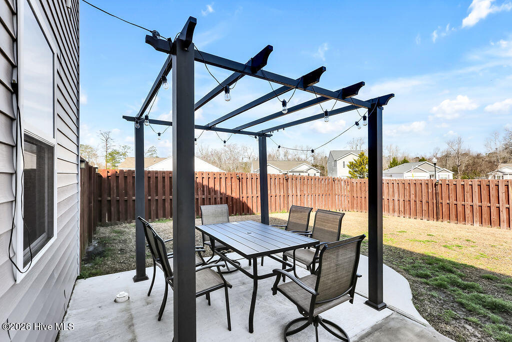 100560031 | Photo 28