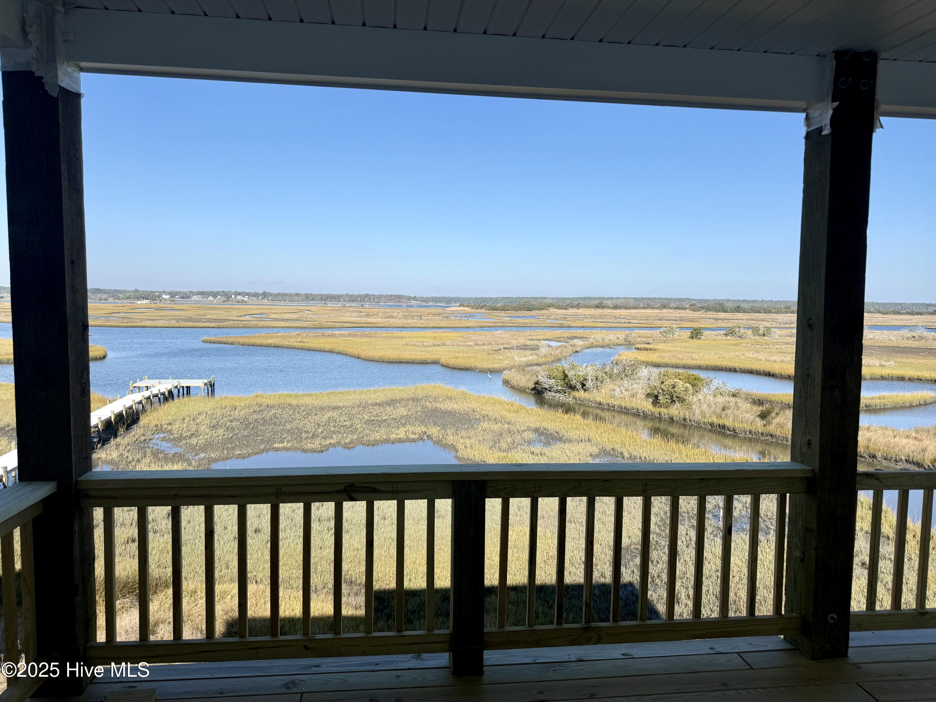 100496127 | Photo 33