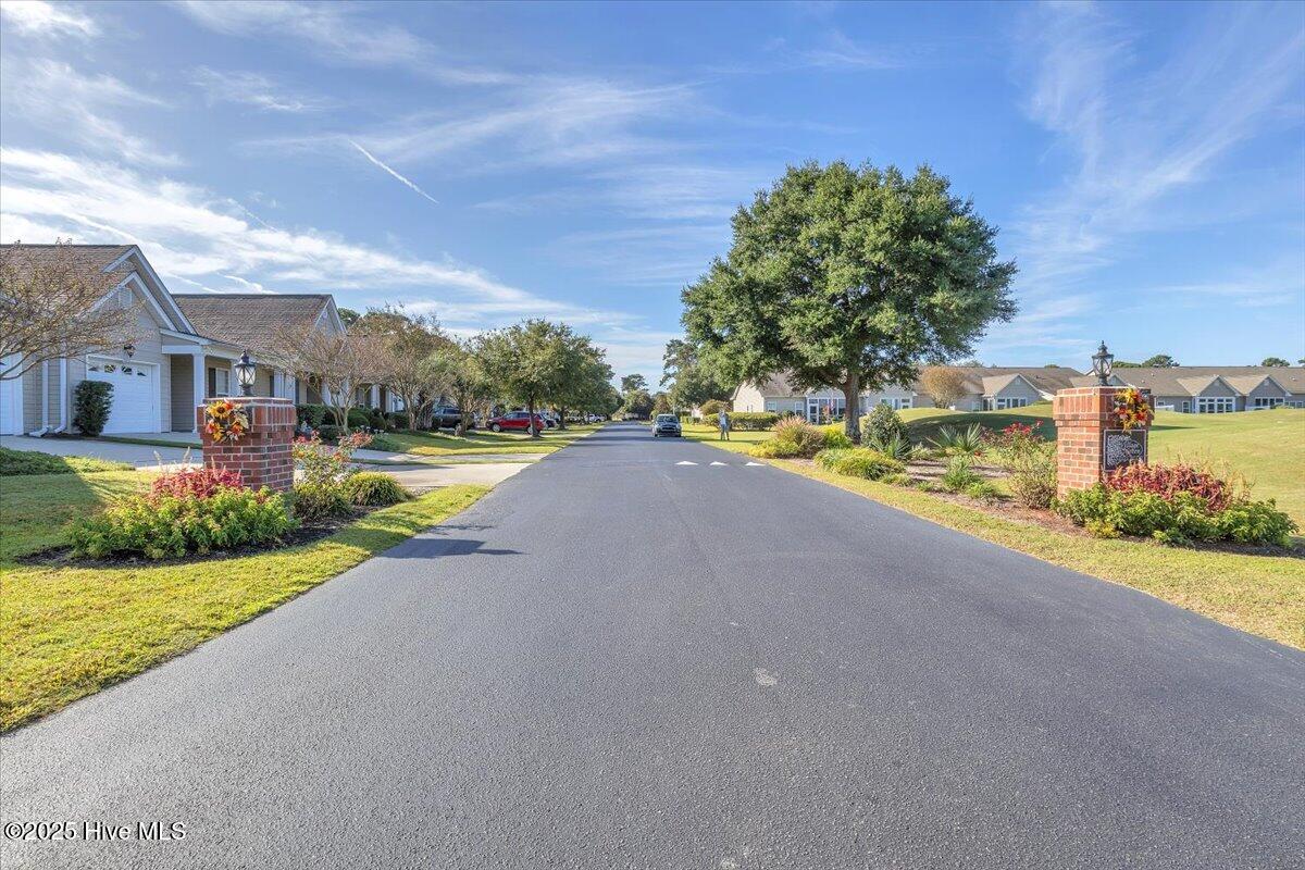 100532854 | Photo 27