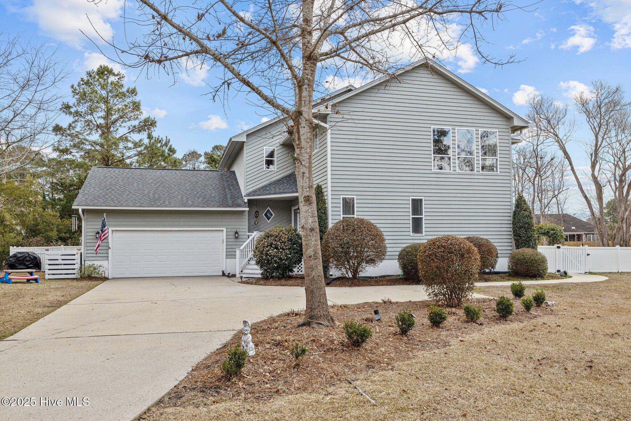 Homes for sale in Morehead City, NC | 806 Lord Granville Dr, Morehead City, NC 28557 | MLS# 100491963