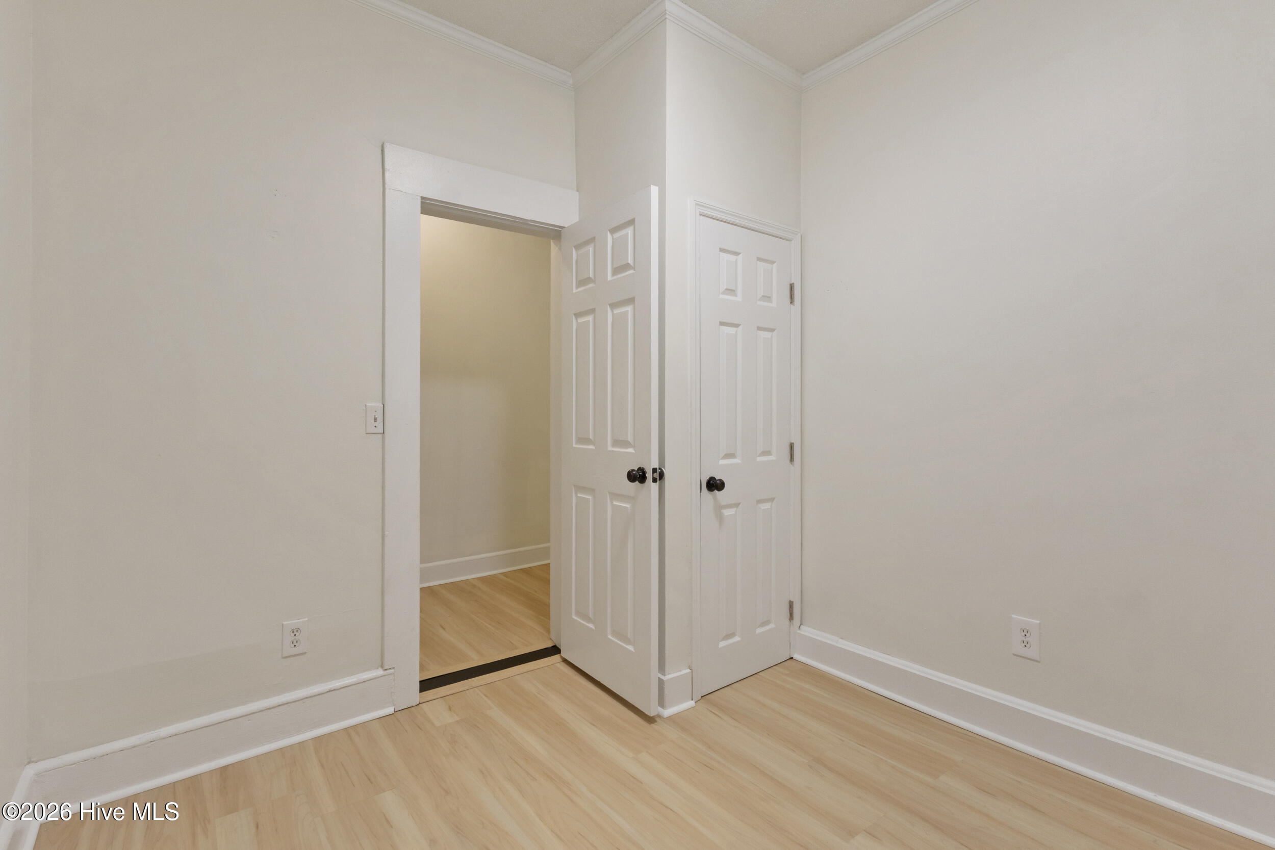 100566202 | Photo 16