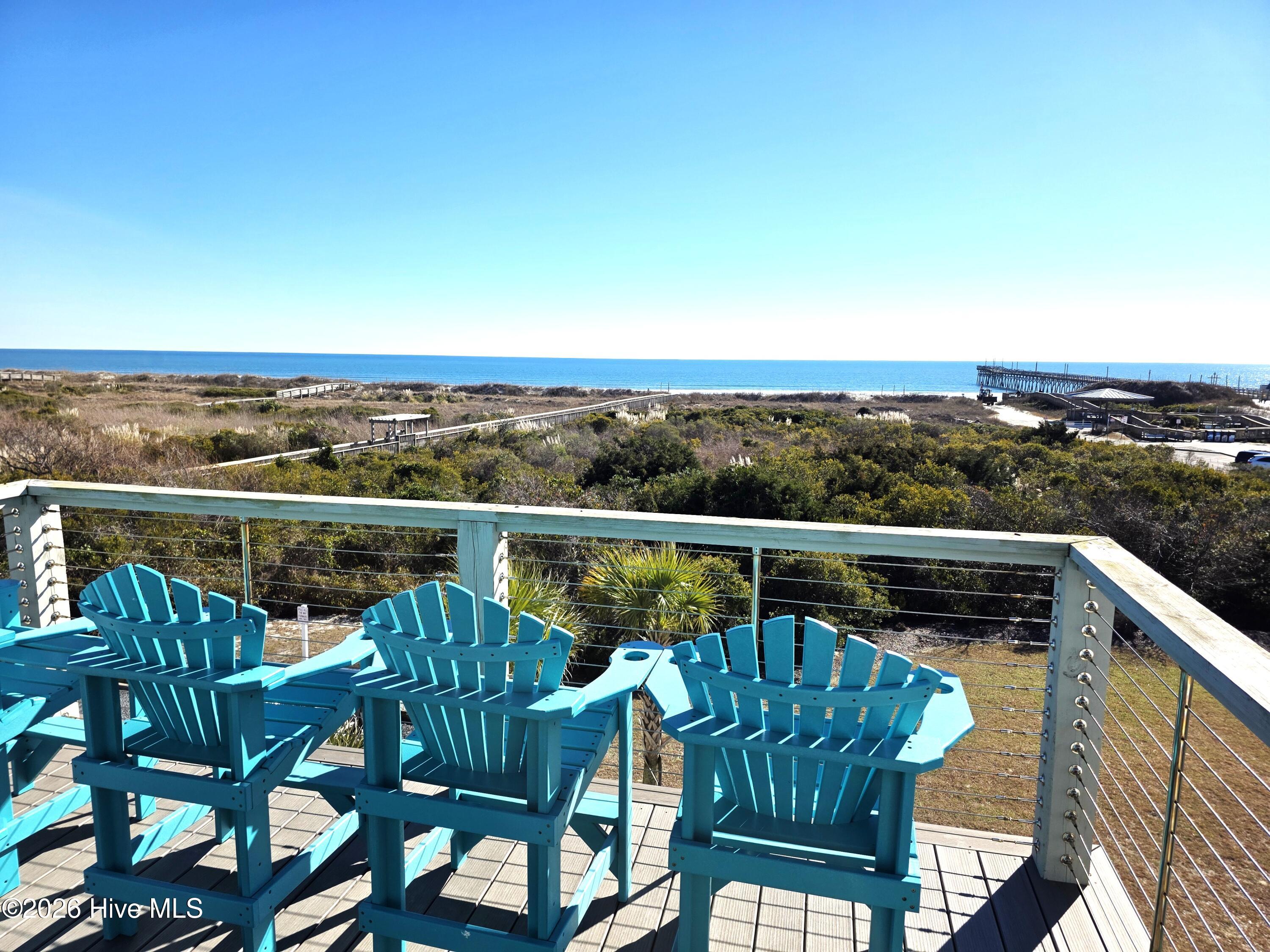 100546561 | Photo 40