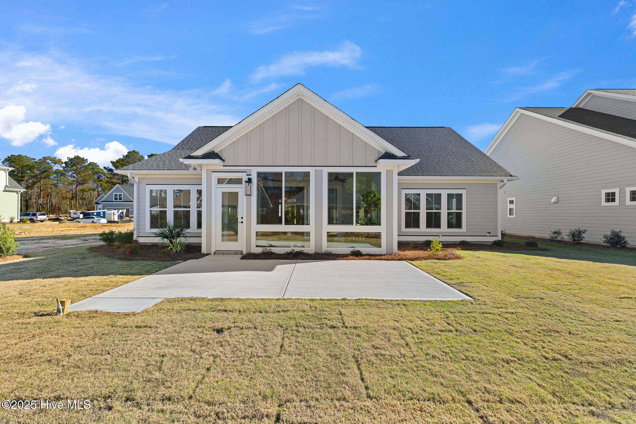 100522532 | Photo 56