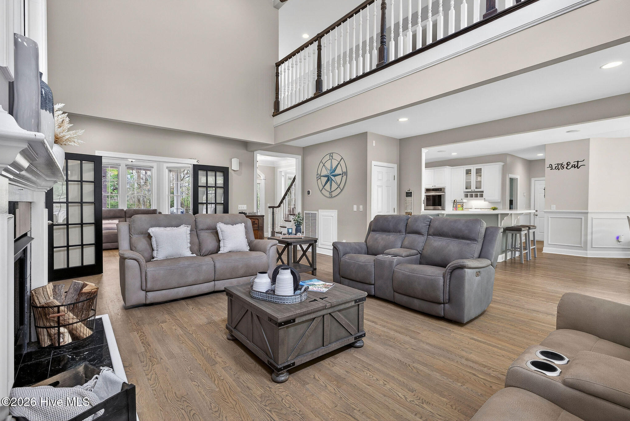 100563131 | Photo 20