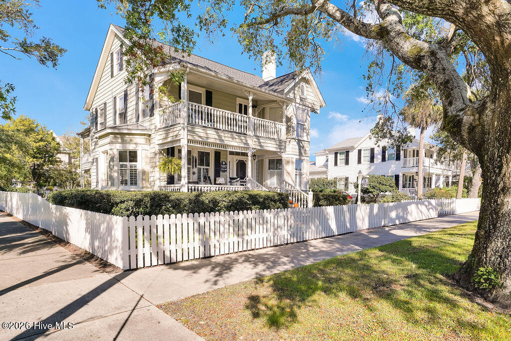 100543554 | Photo 23