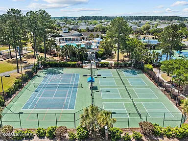 100544404 | Photo 86