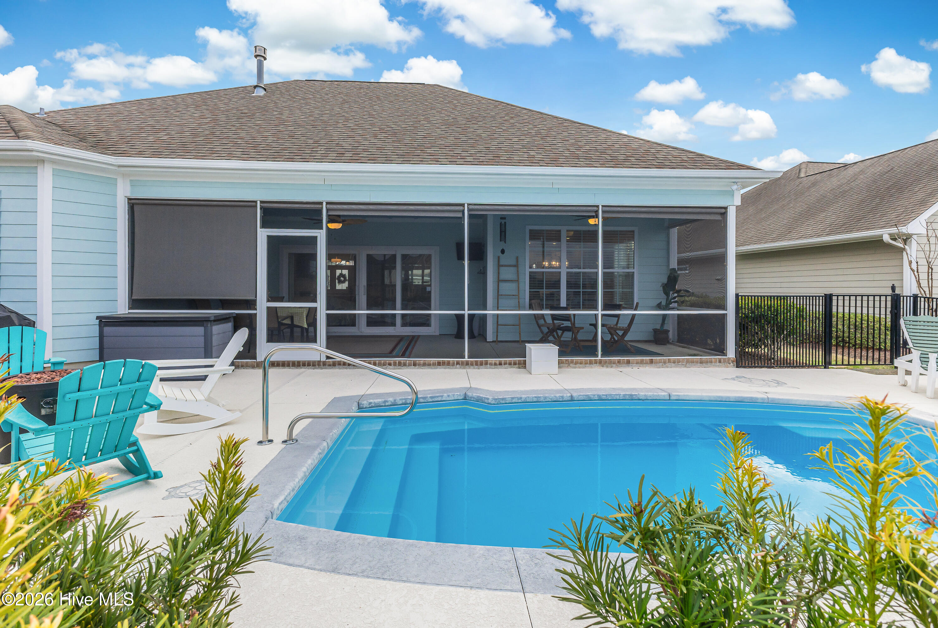 100555586 | Photo 42