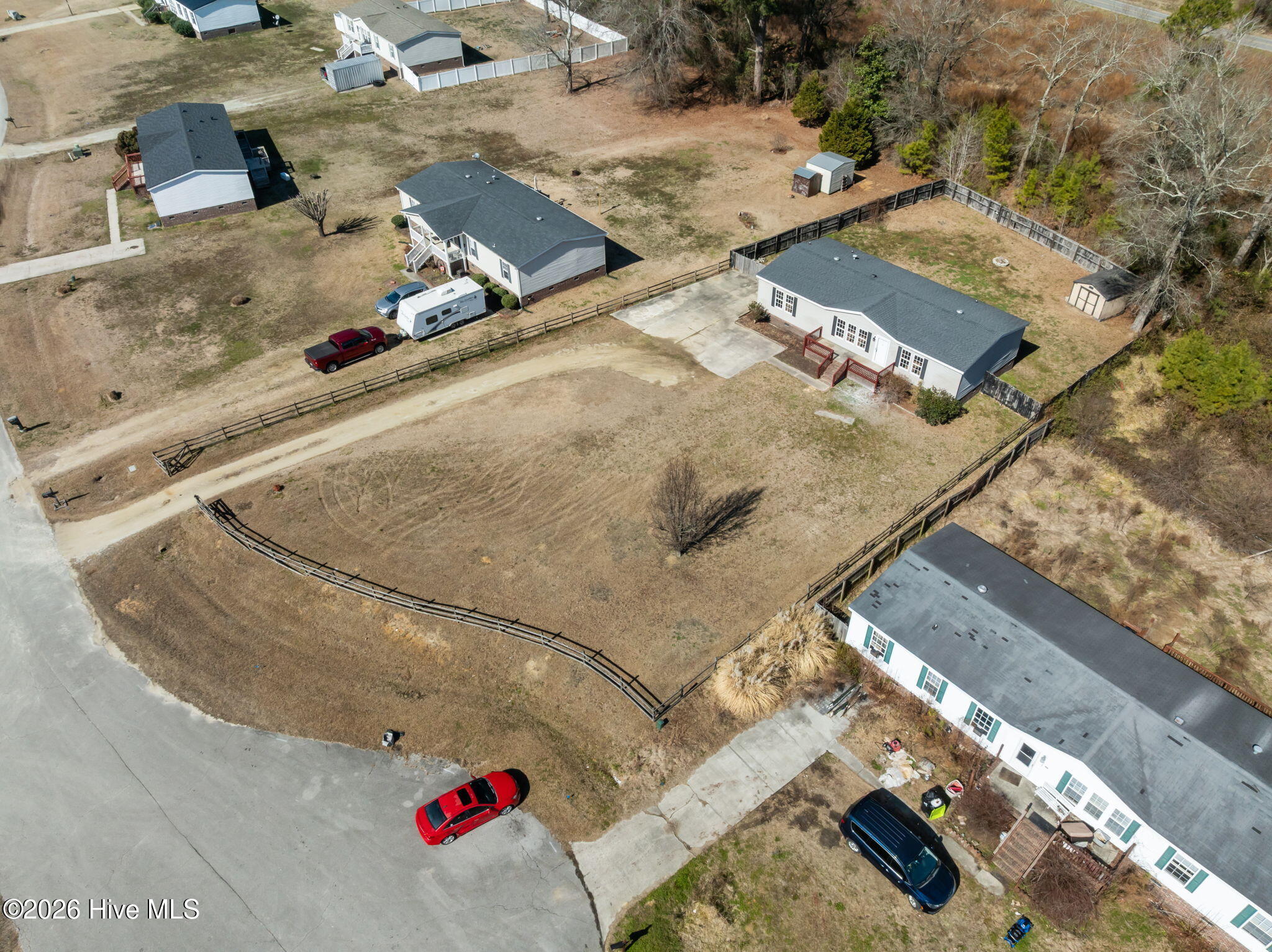 100555168 | Photo 44