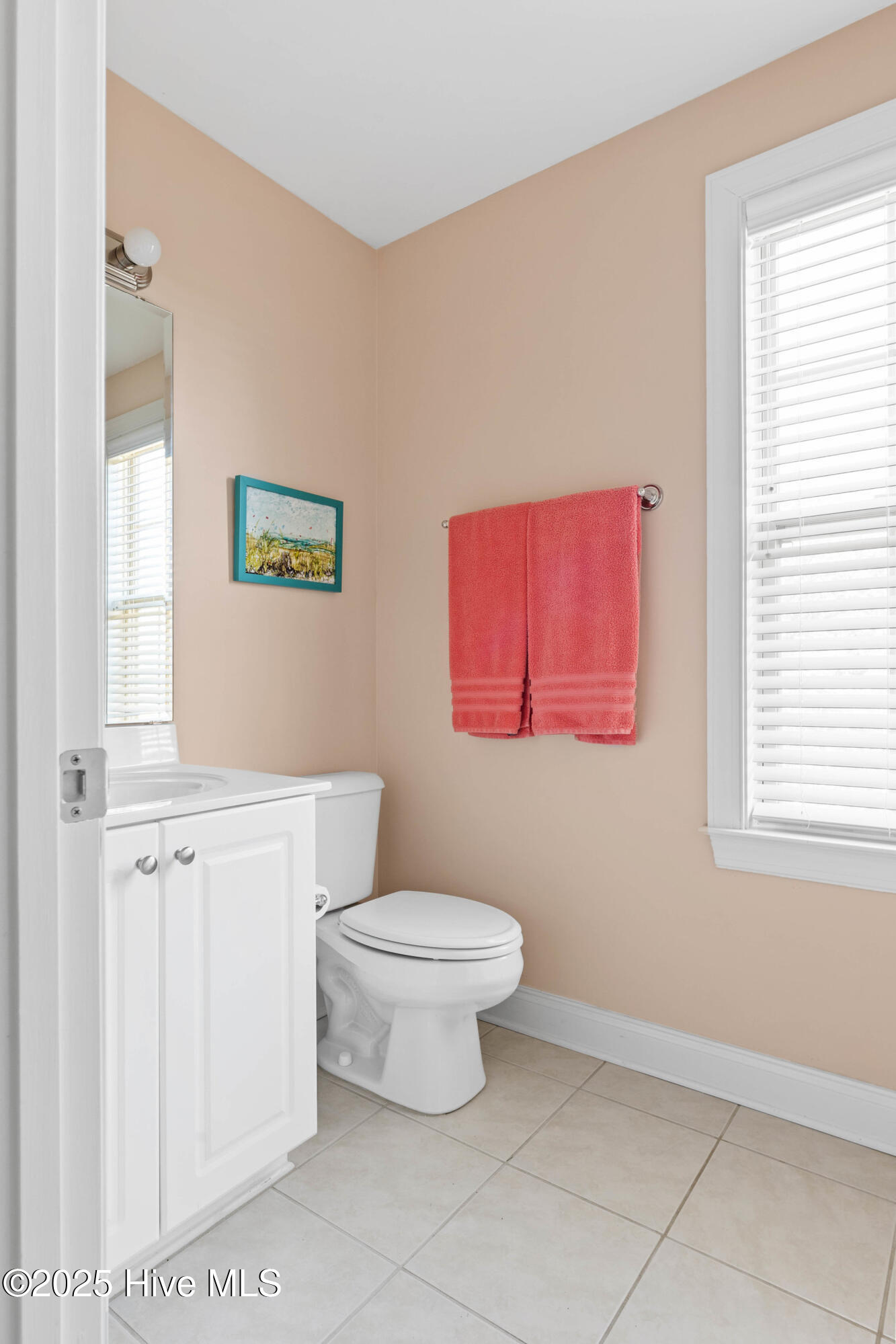 100486542 | Photo 20