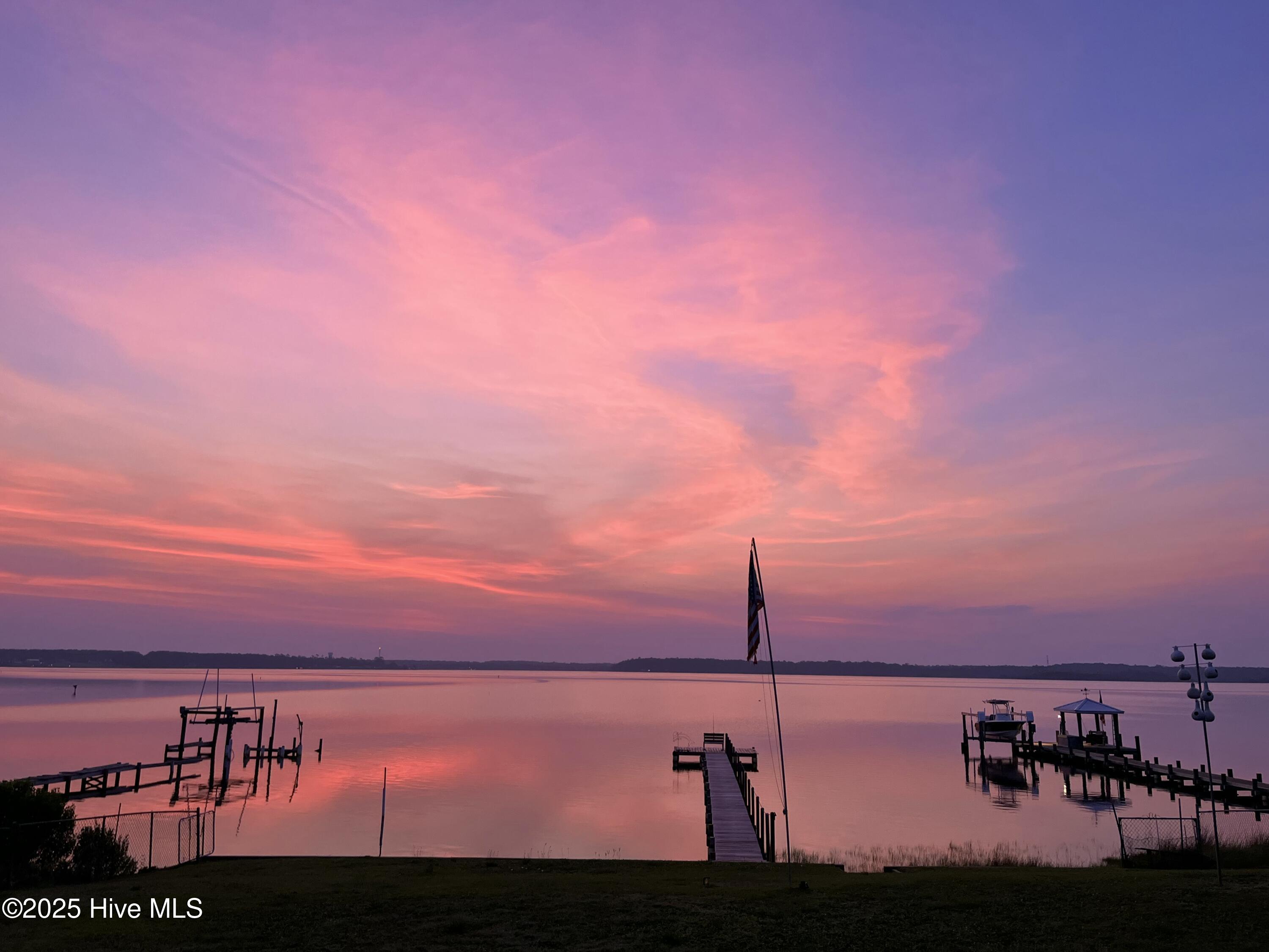 100546350 | Photo 61