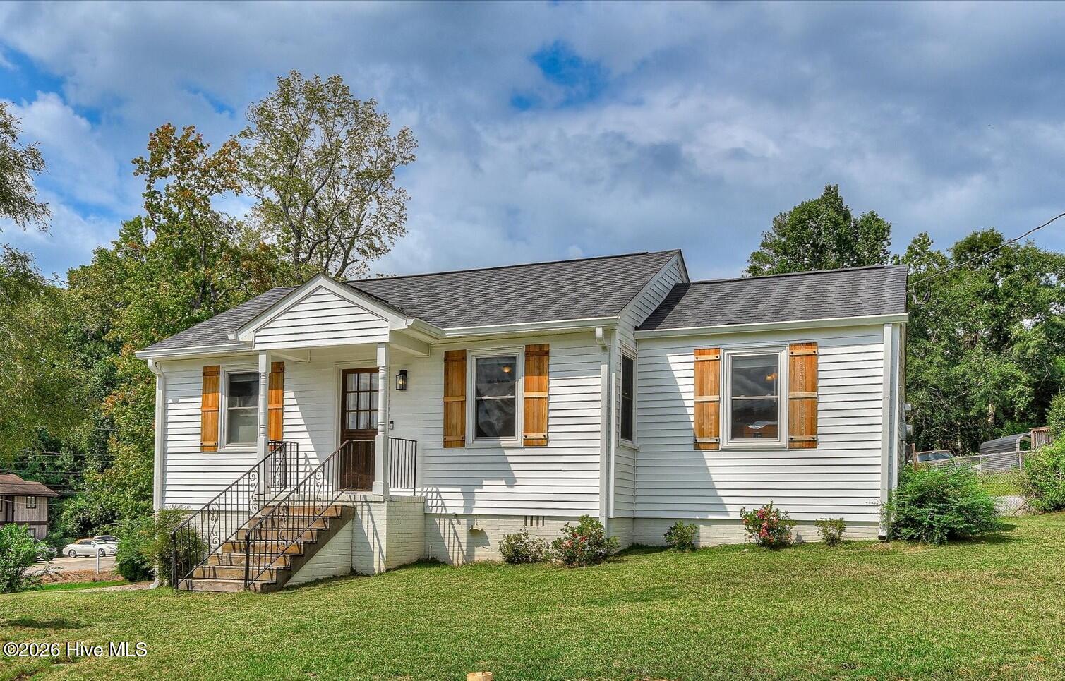 Photo 1 of Single family home for sale at 1040 Redbird Rd, Augusta, GA 30904 | MLS# 100604722 | Listing updated on 2026-09-18