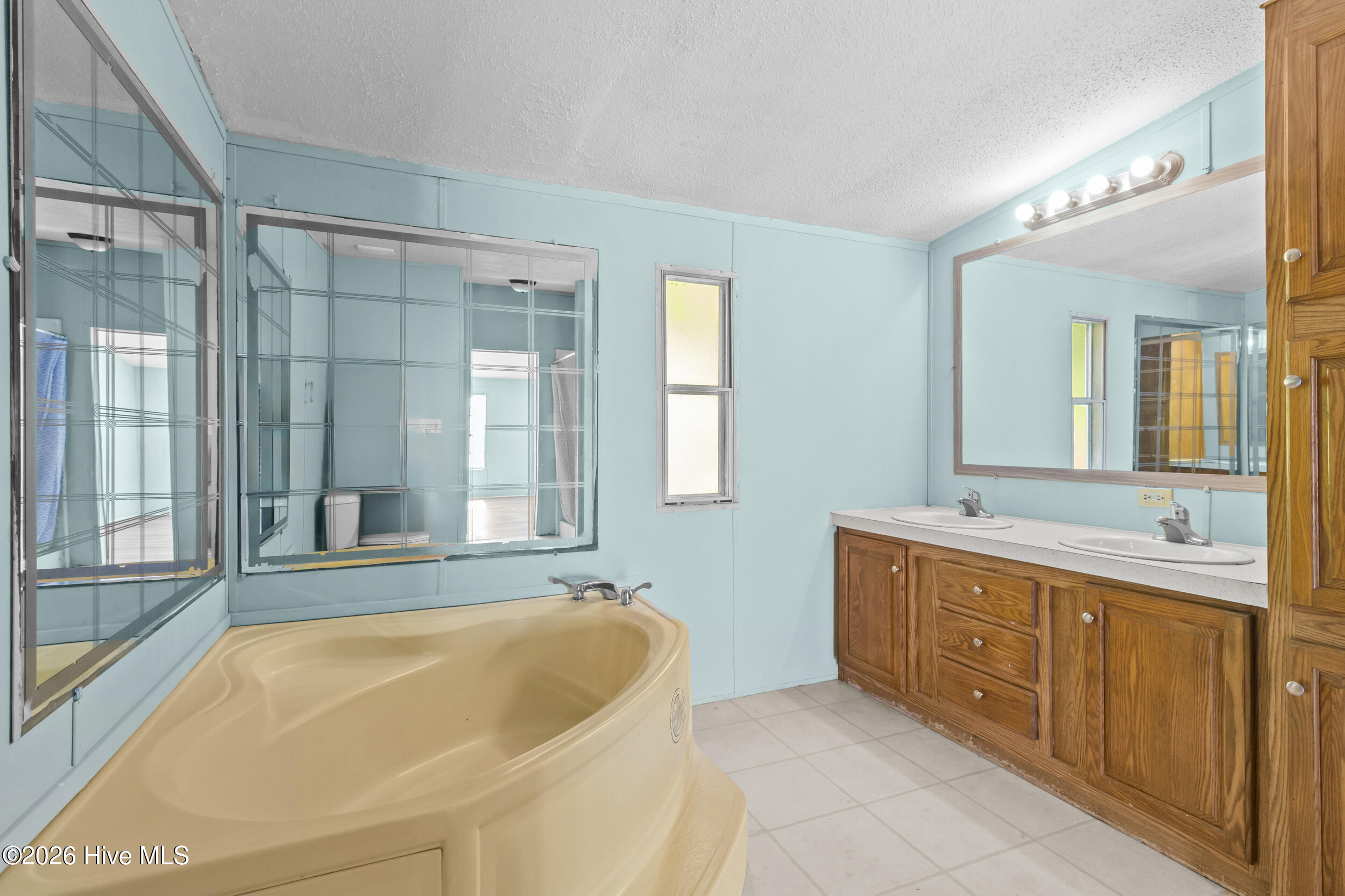 5520 County Line Road,New Bern